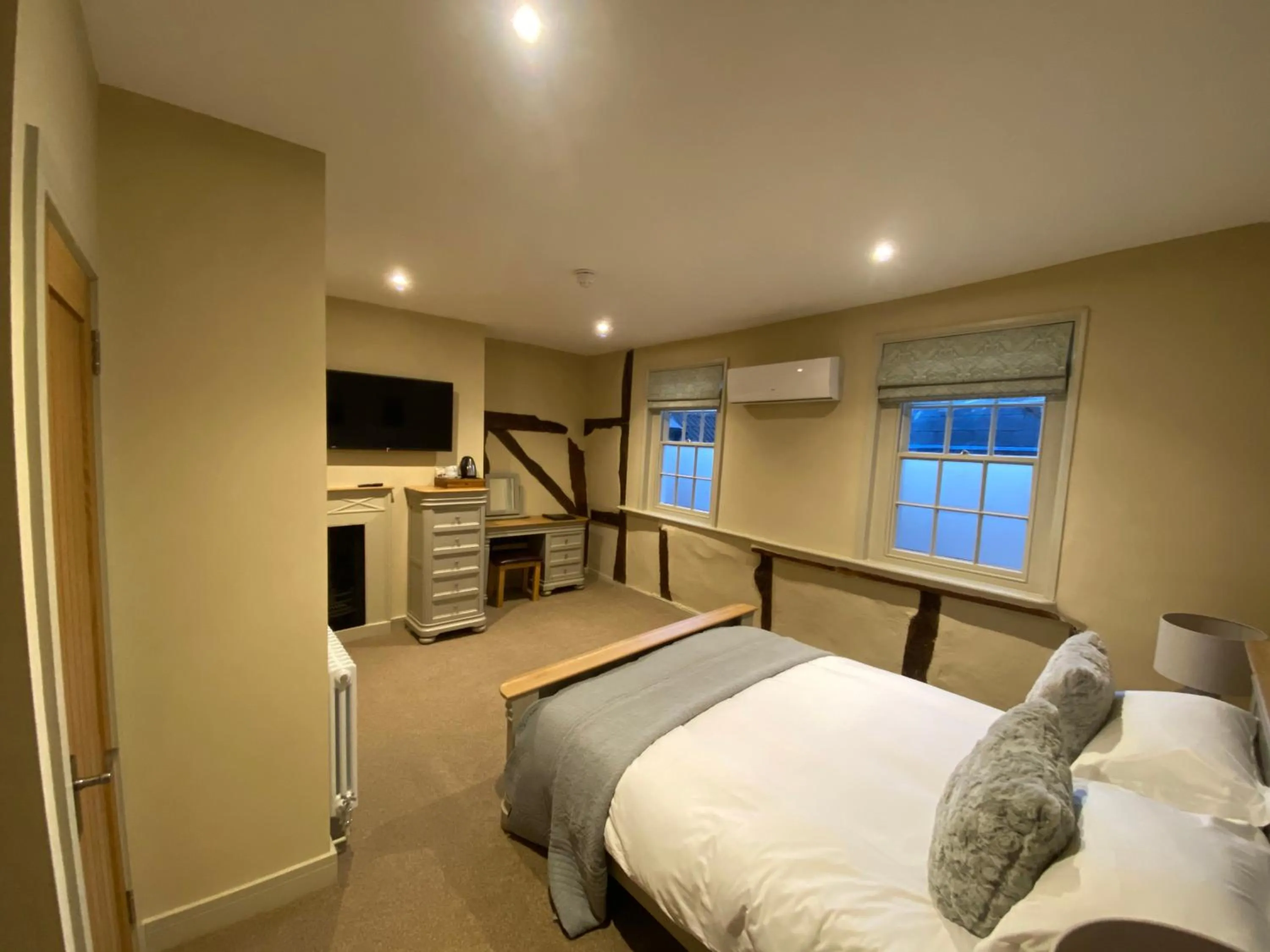 Photo of the whole room, Bed in The Peppermill Town house Hotel & Restaurant