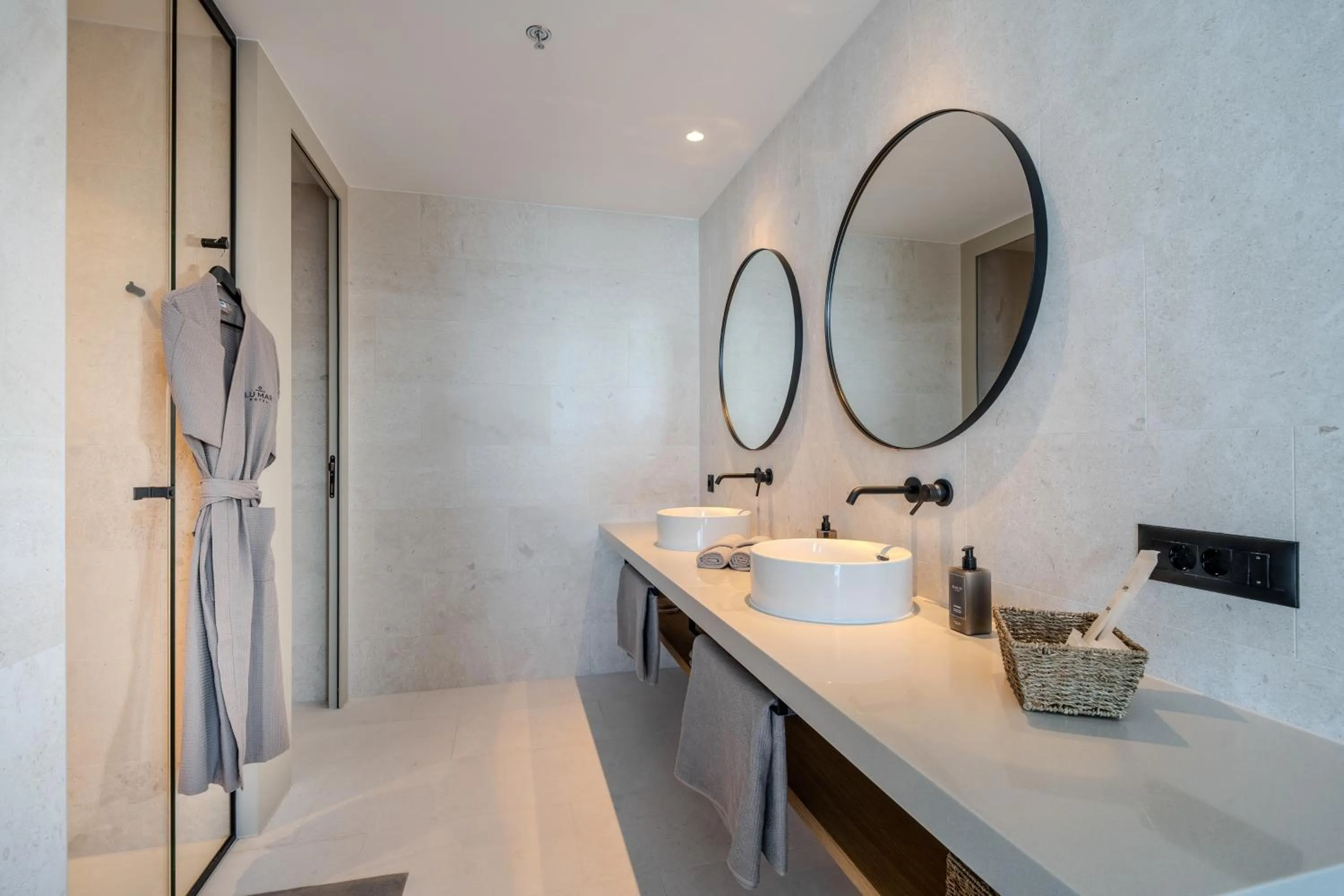 Shower in Blu Mare Hotel