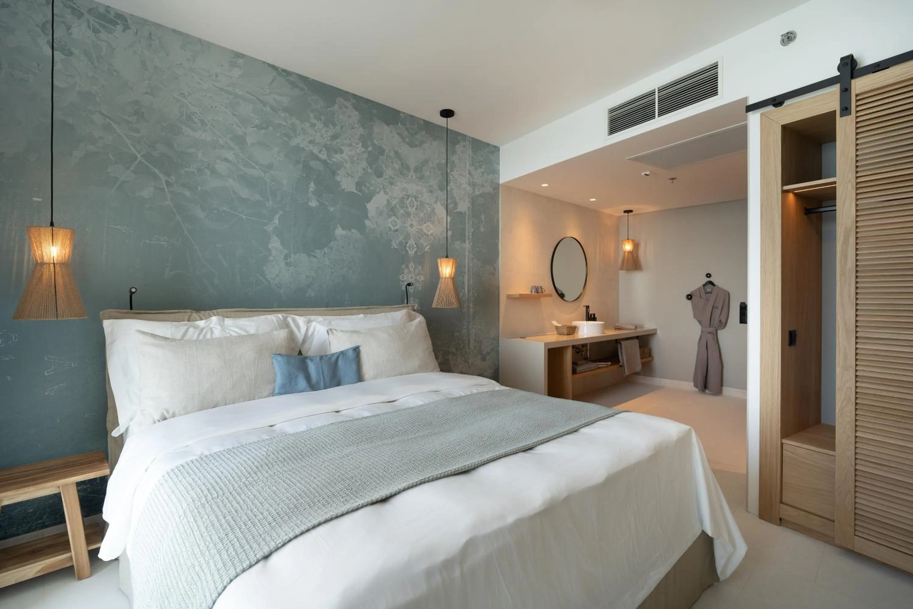 Bed in Blu Mare Hotel