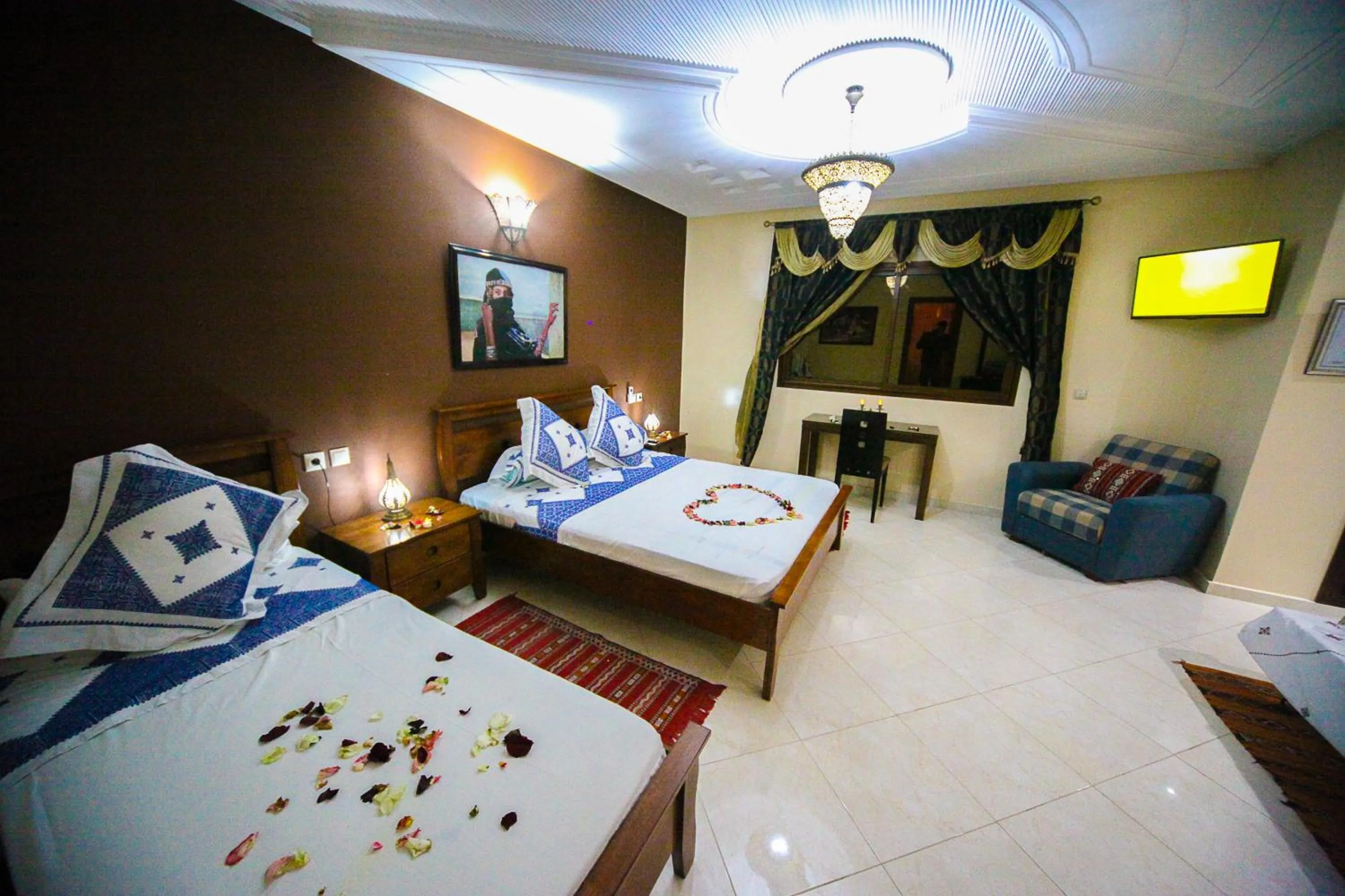 Photo of the whole room, Bed in Riad Mimosa