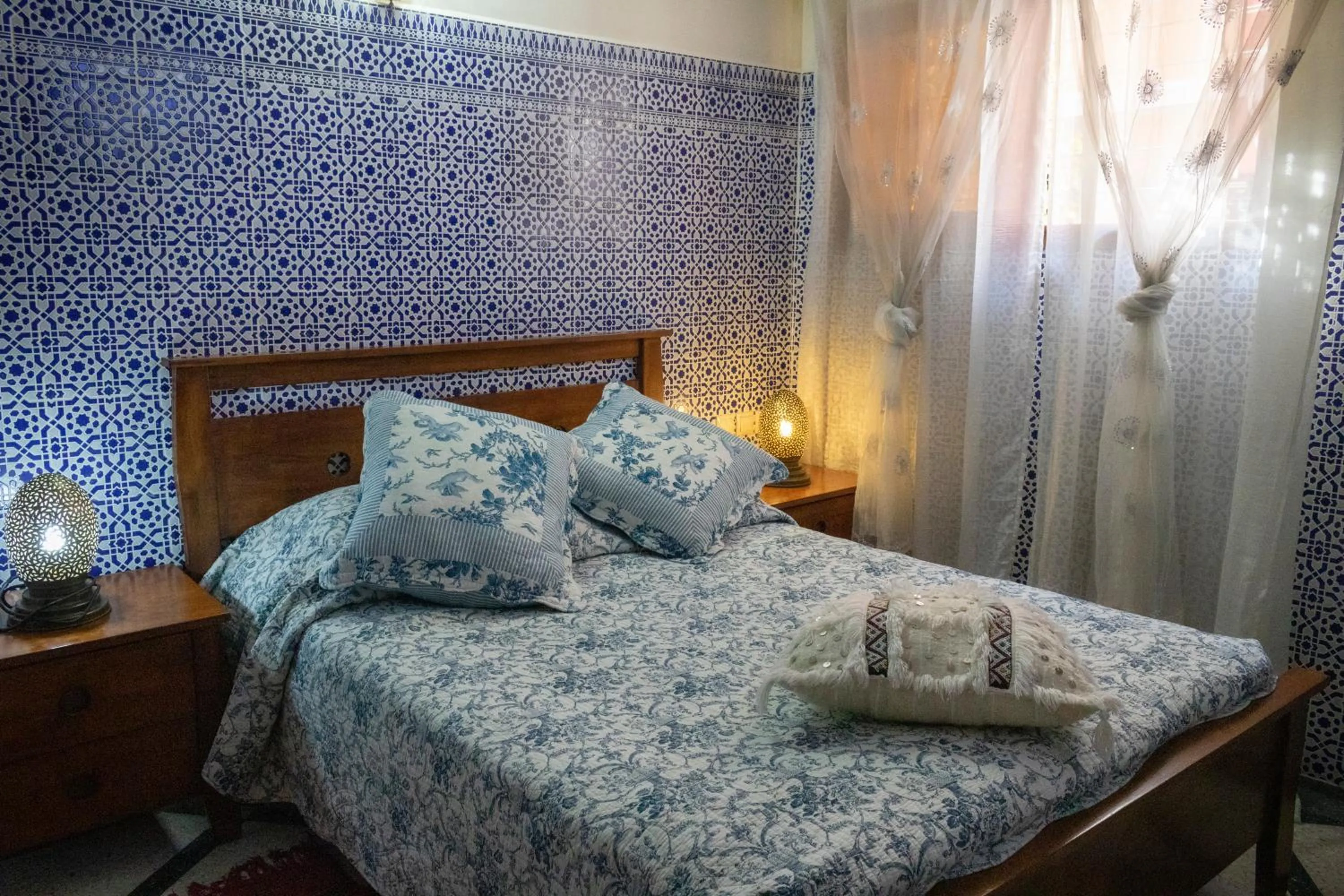 Photo of the whole room, Bed in Riad Mimosa