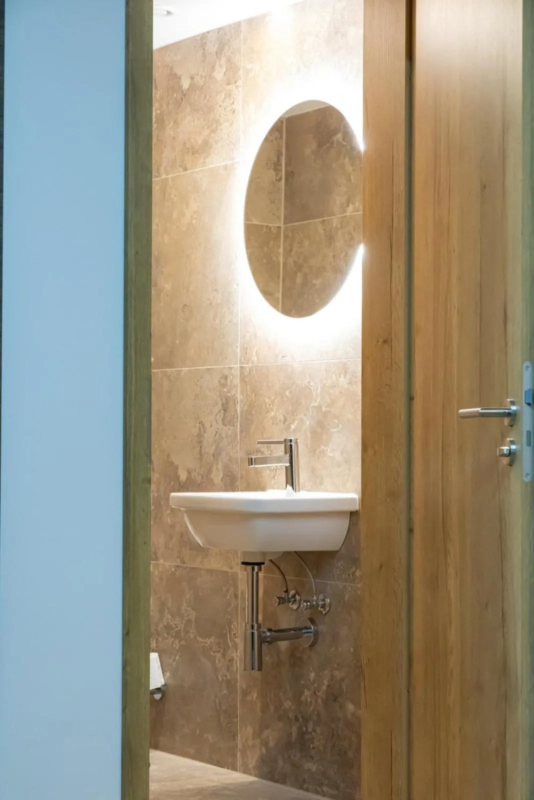 Bathroom in Central Hotel & Lounge Adult Only