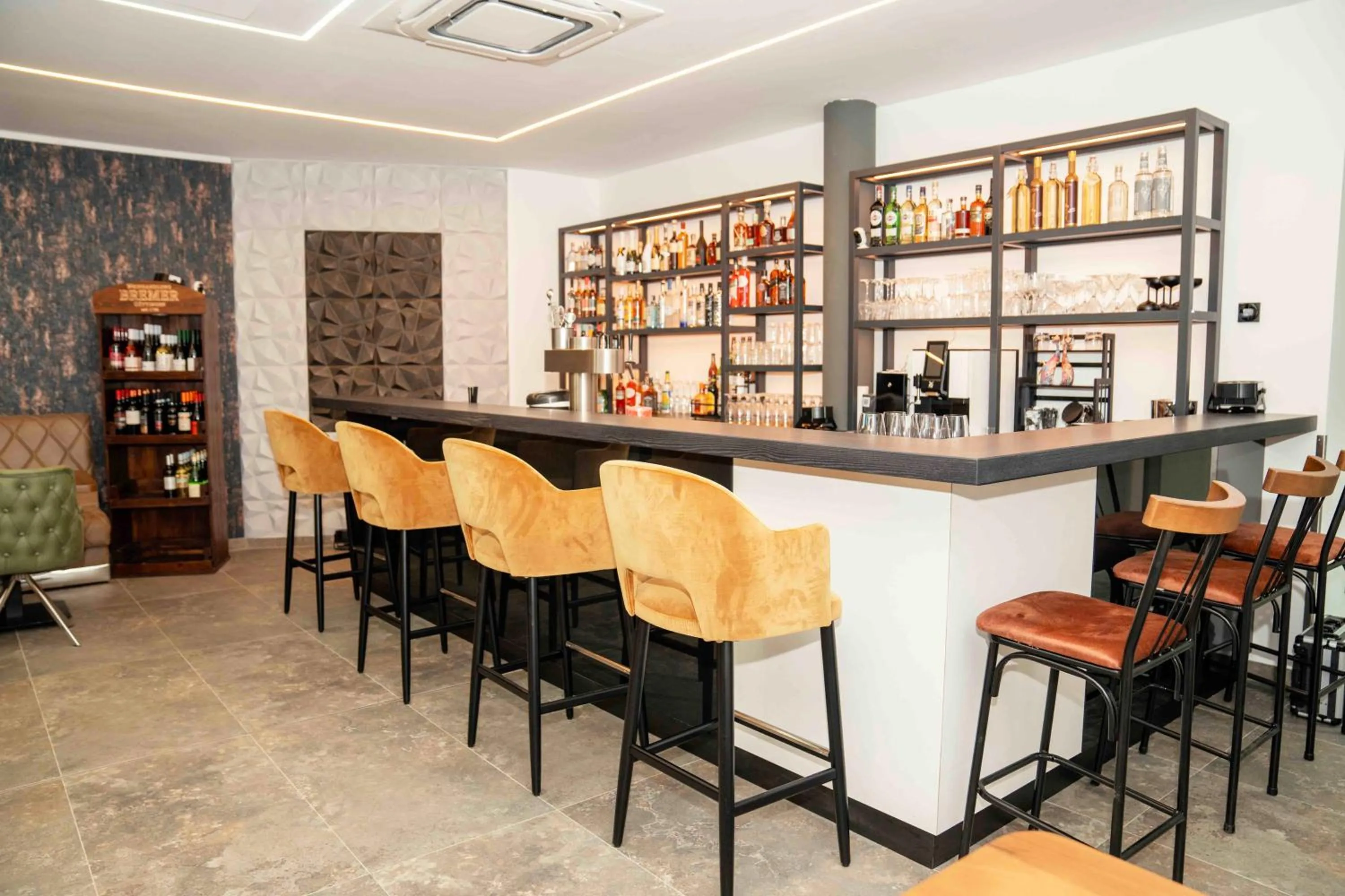 Lounge or bar in Central Hotel & Lounge Adult Only