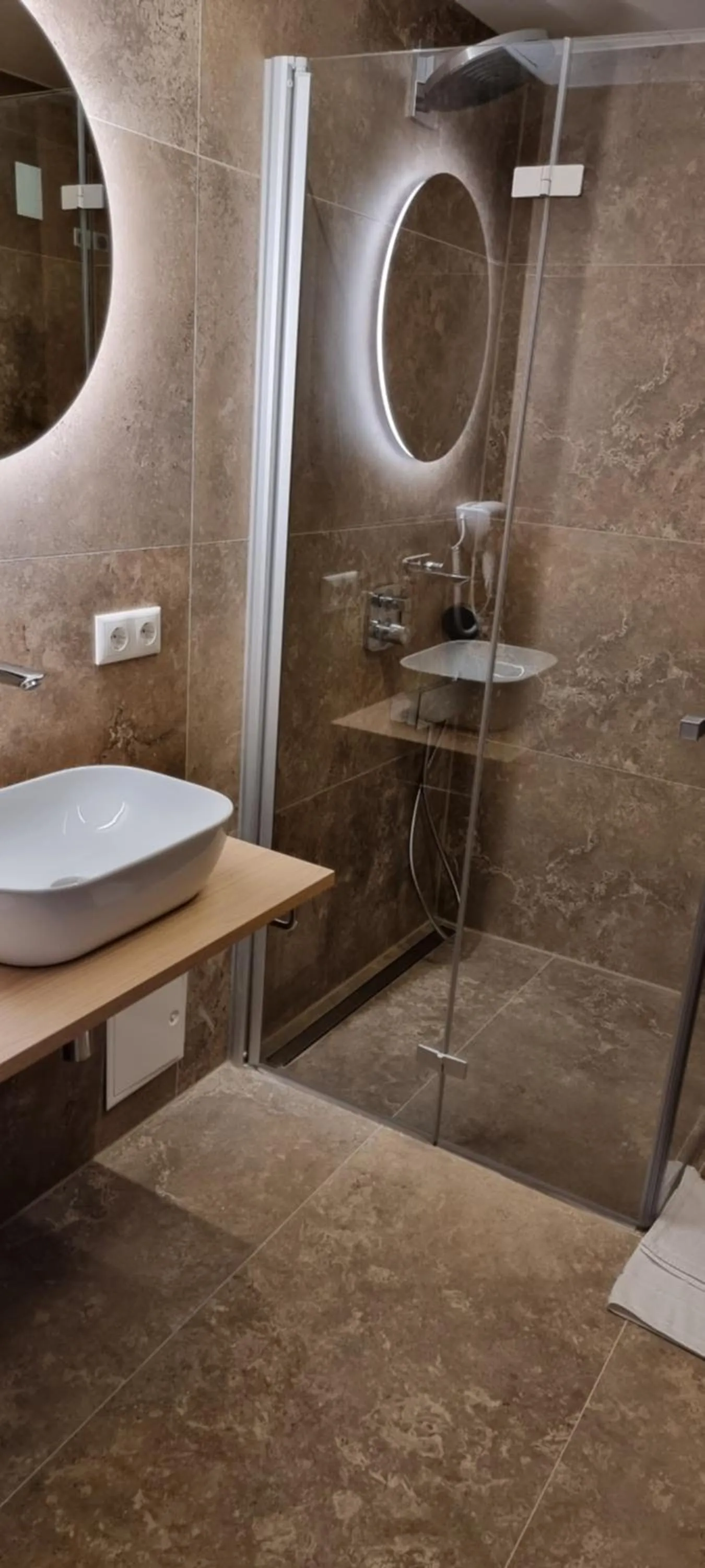 Bathroom in Central Hotel & Lounge Adult Only