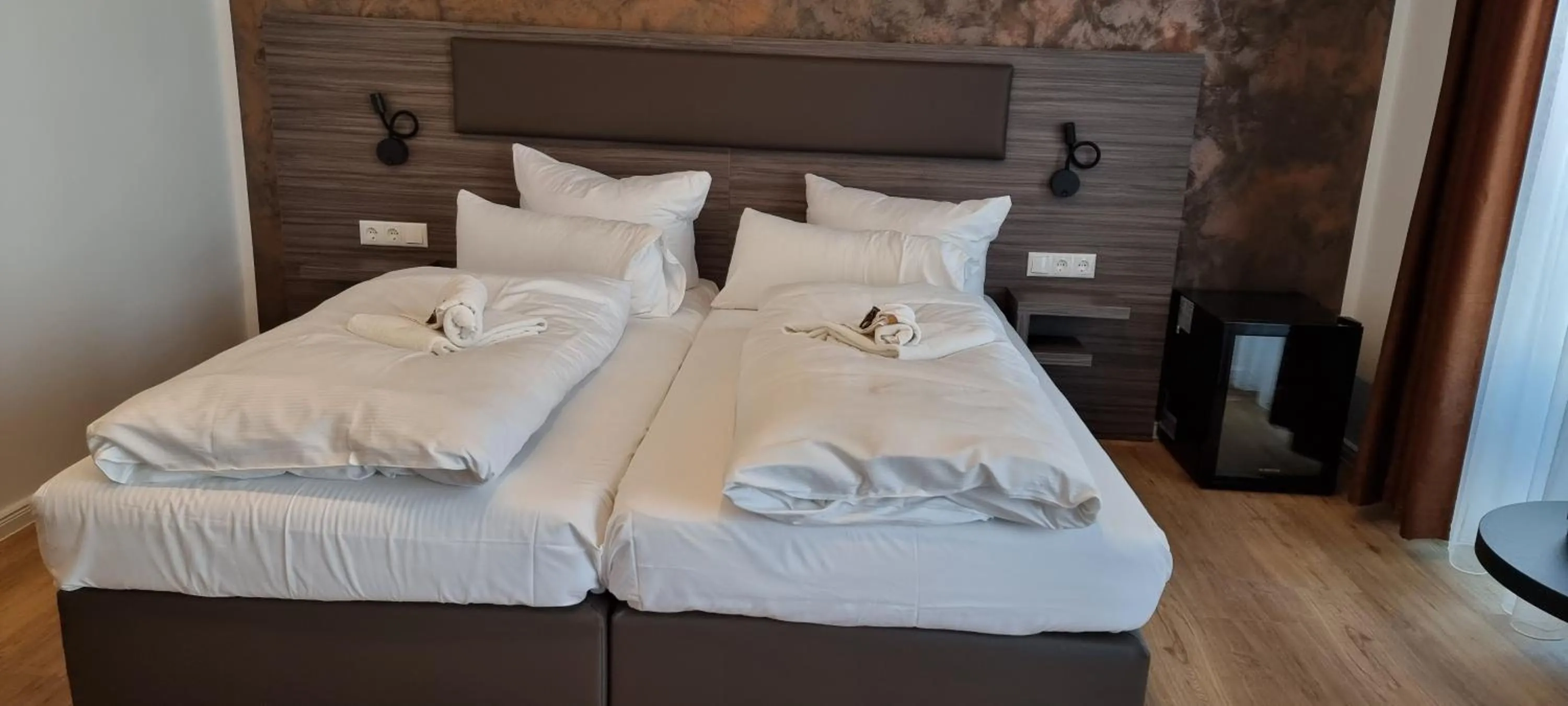 Bedroom, Bed in Central Hotel & Lounge Adult Only