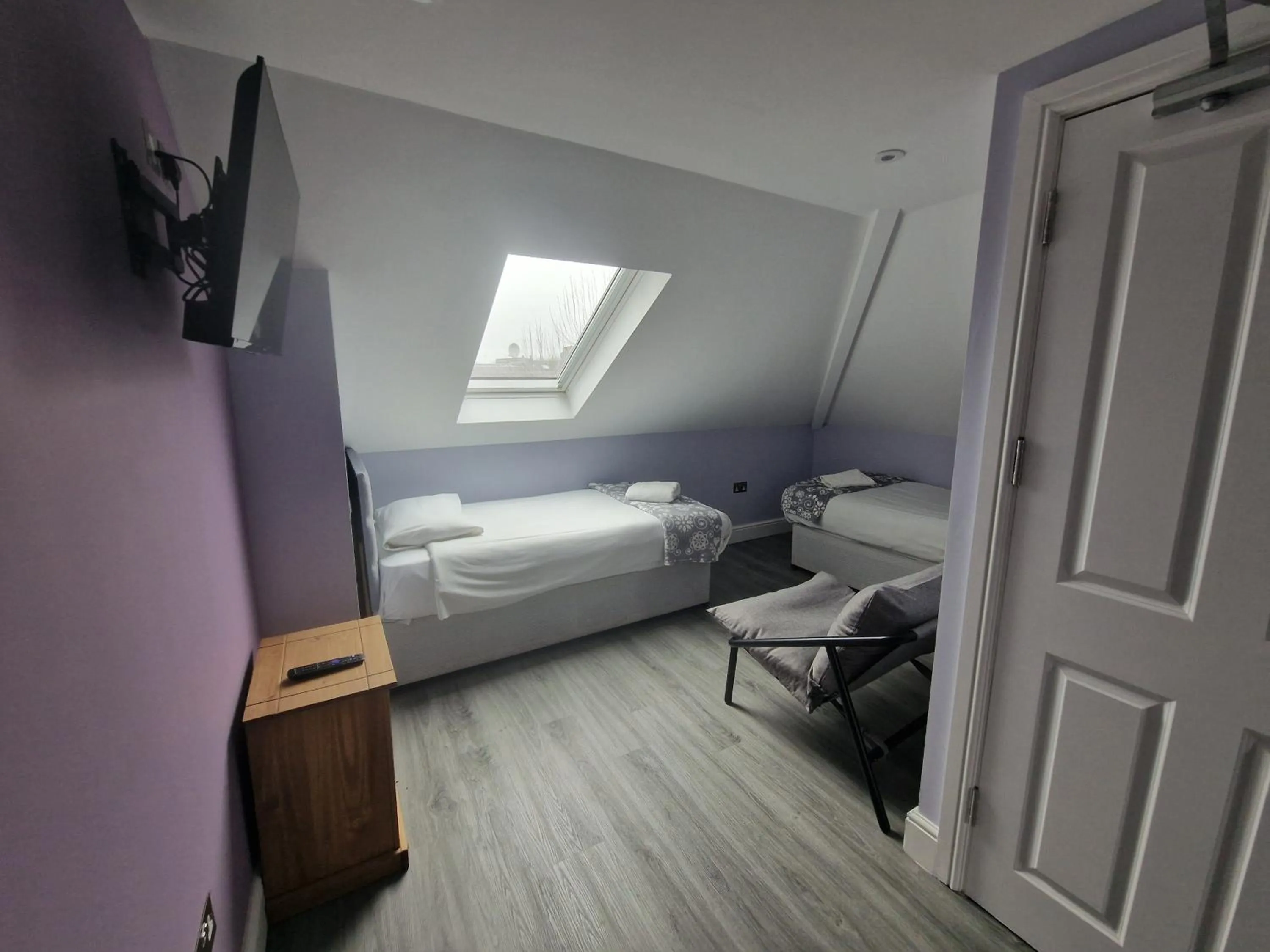 Photo of the whole room, Bed in Hotel 65