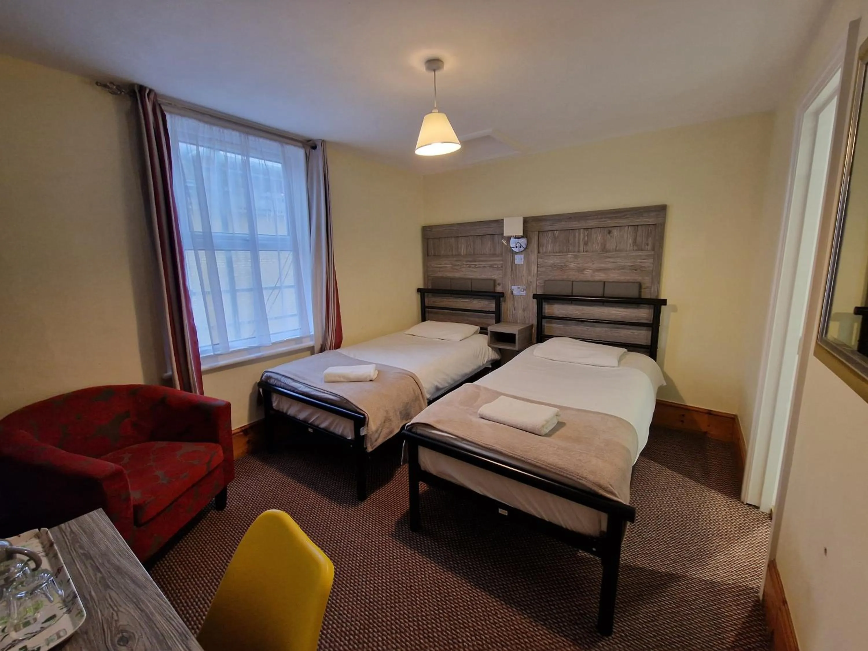 Photo of the whole room, Bed in Hotel 65