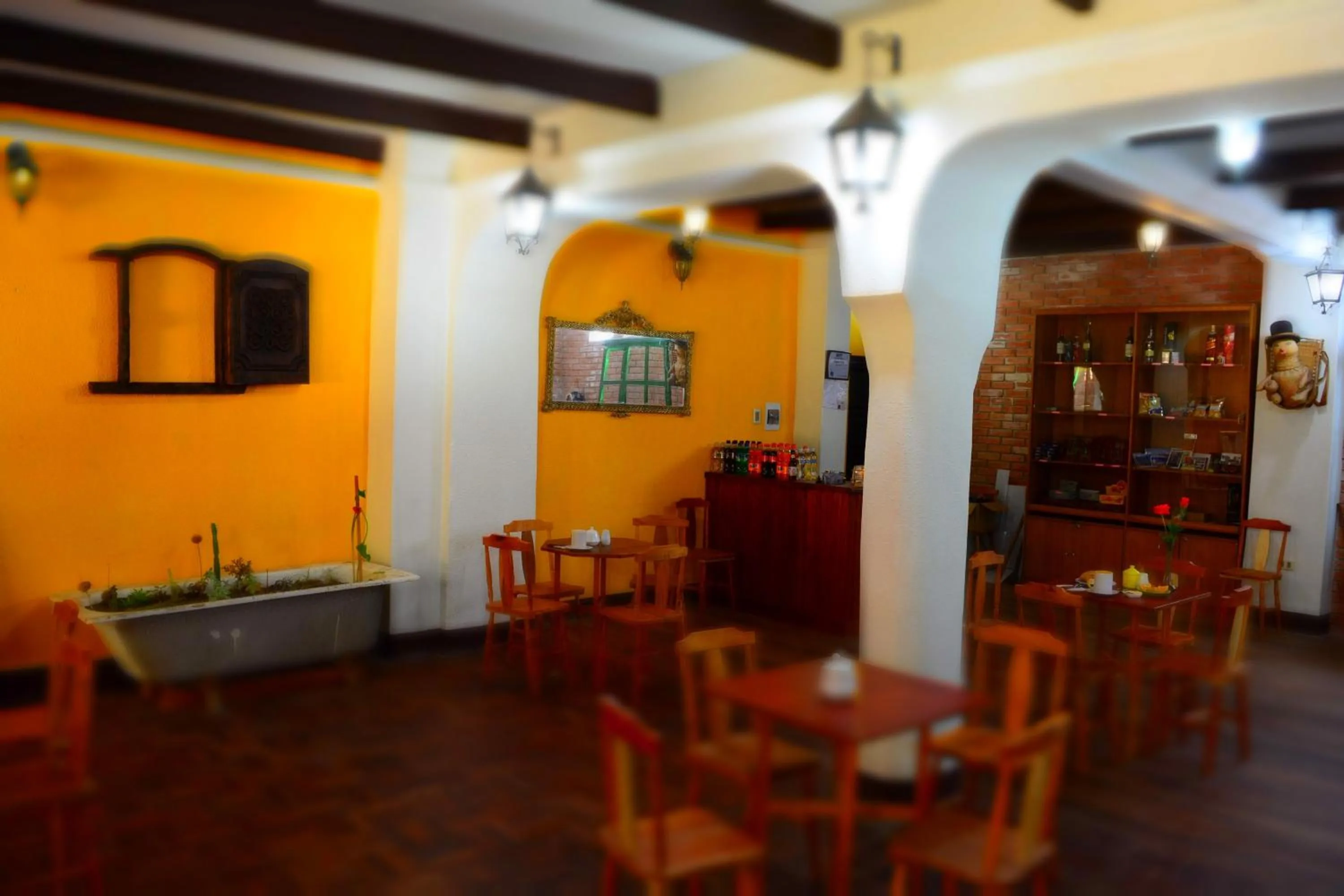 Restaurant/places to eat in Anata Hostal