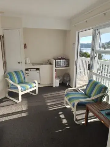 Double Room with Sea View in Acacia Lodge Motel Double Room with Sea View in Acacia Lodge Motel