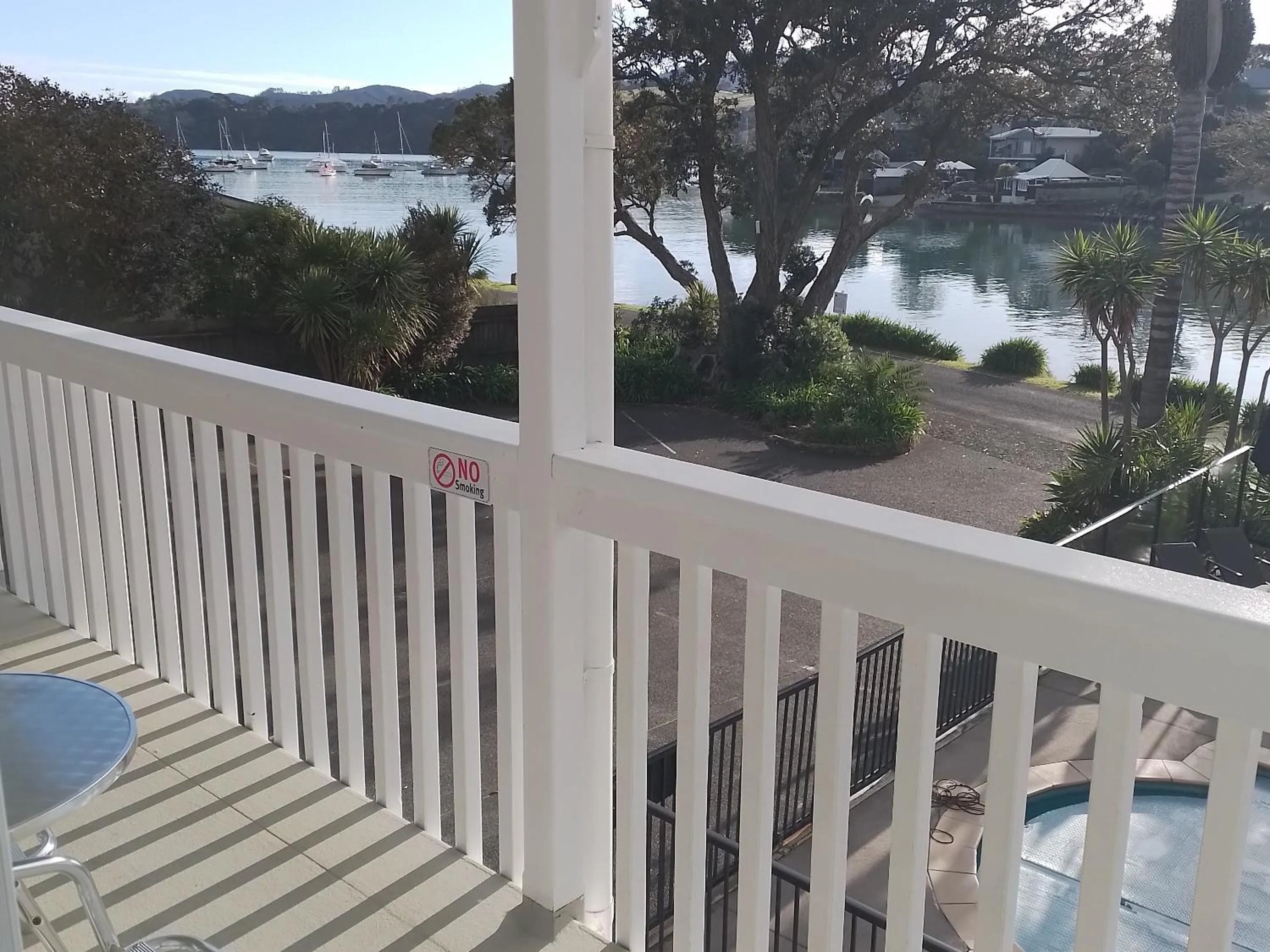 Balcony/Terrace in Acacia Lodge Motel