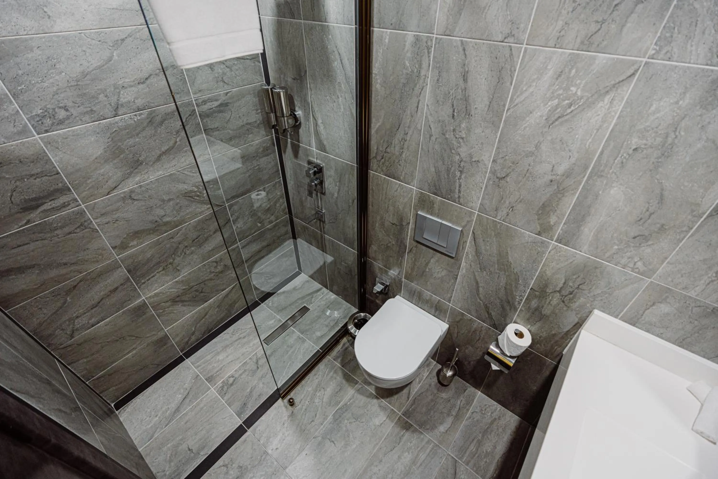Shower in Best Western Plus Batumi