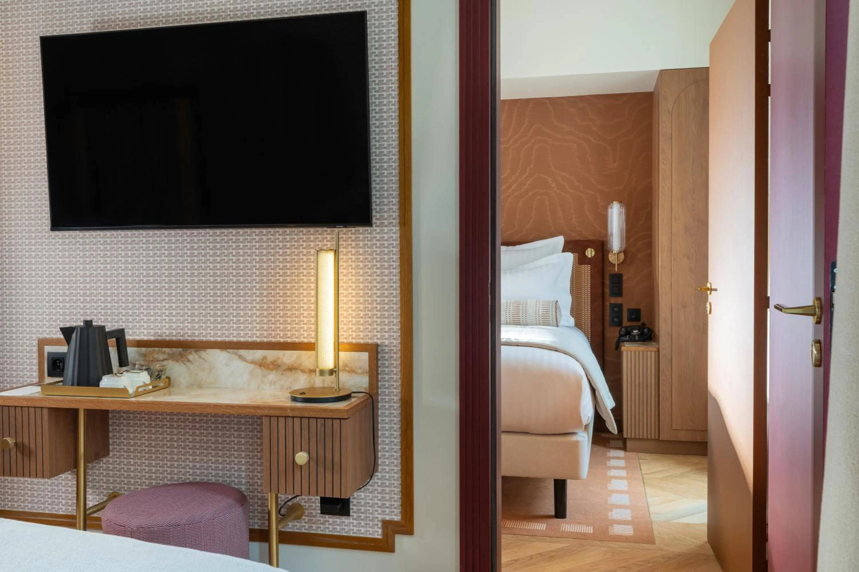 Bedroom, Bed in Hôtel Filigrane & Spa