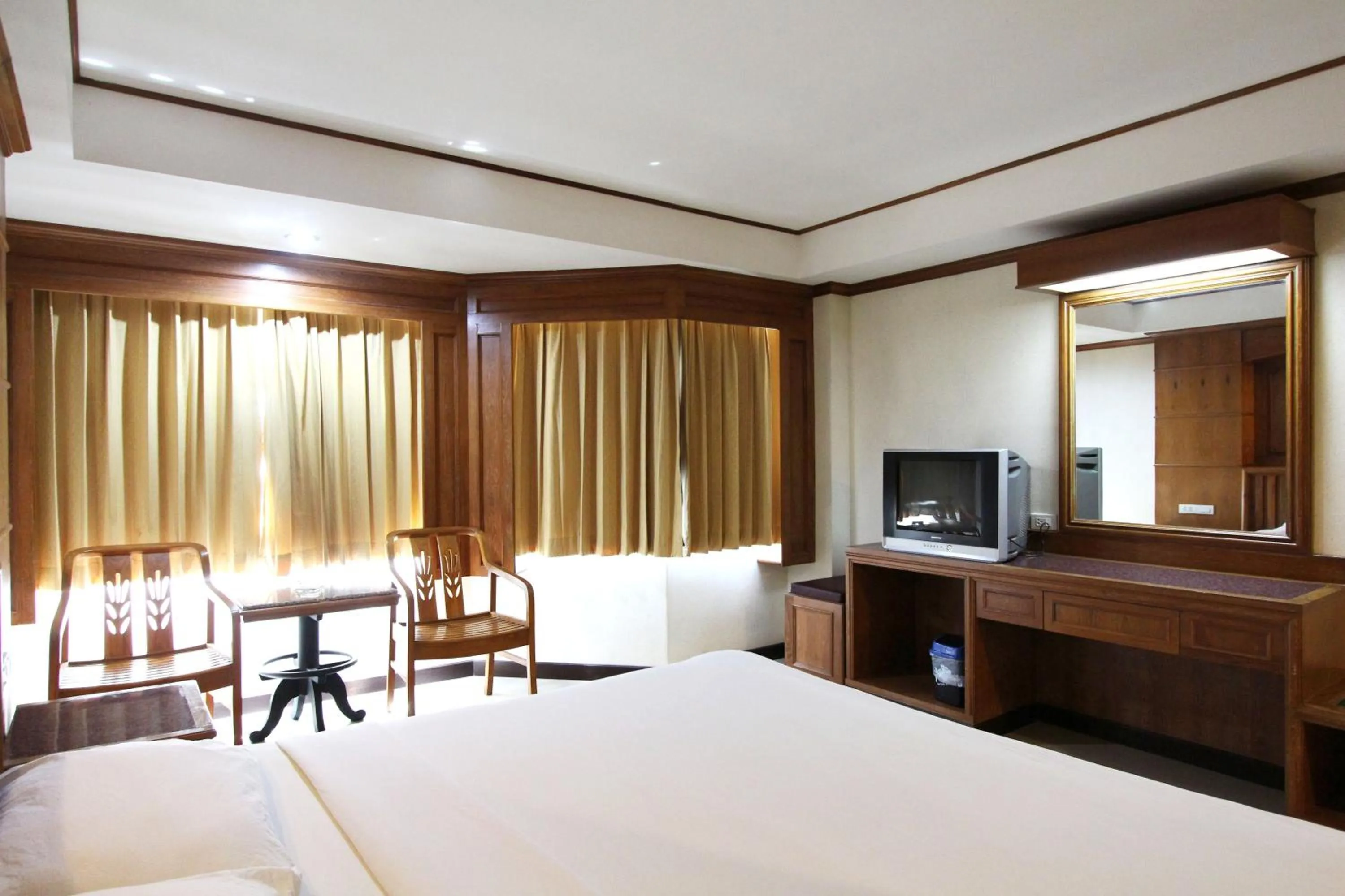 Photo of the whole room, Bed in The A.A. Pattaya Residence