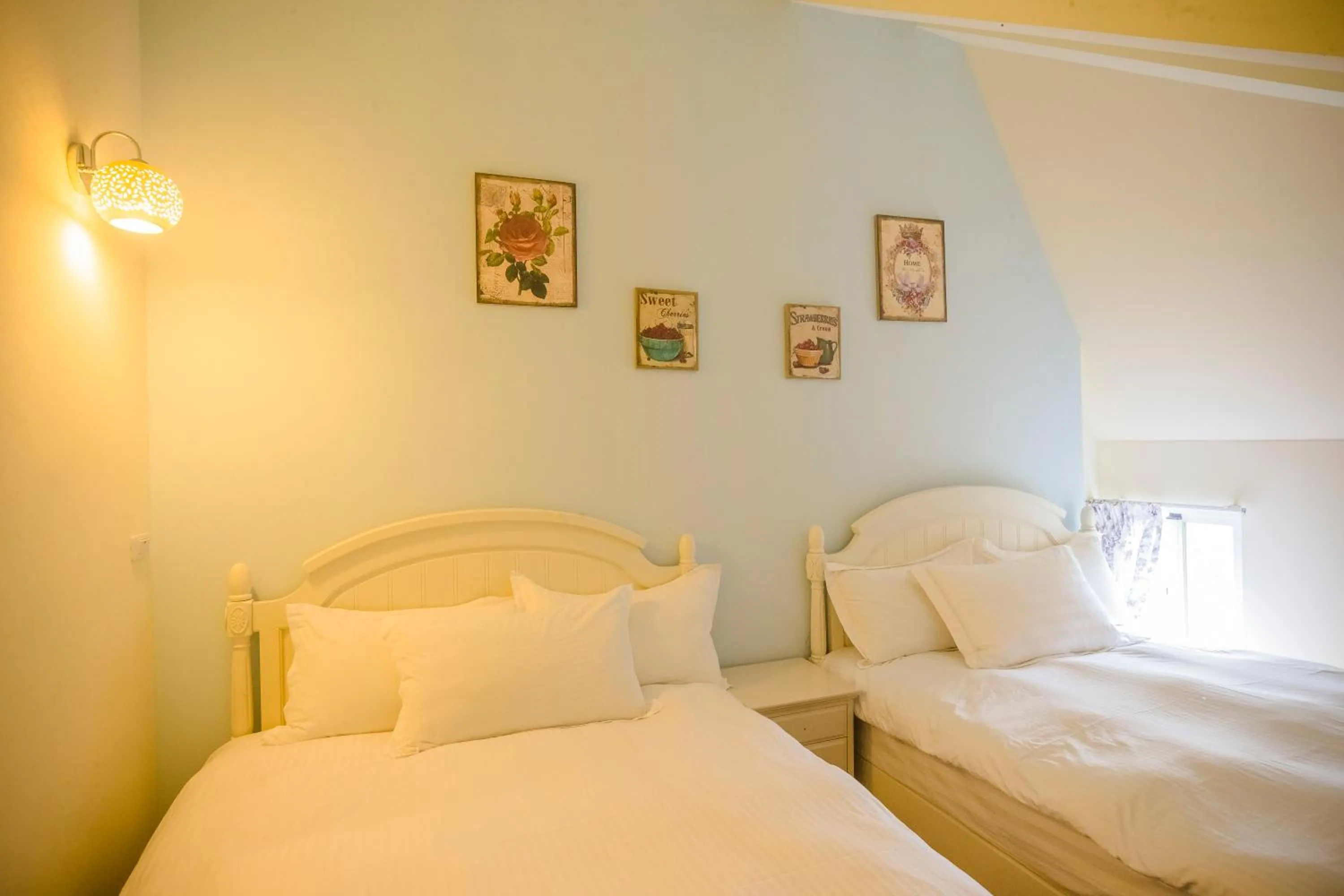 Bed in Le Retour Du Printemps Villa