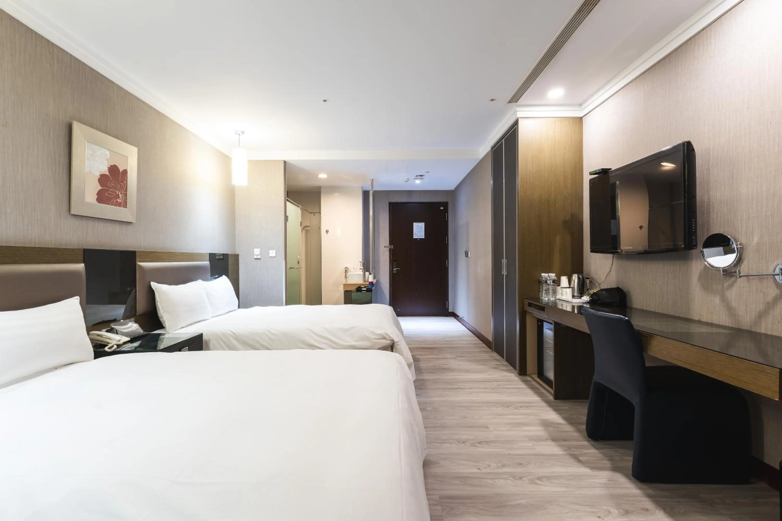 Bed in Shianghu Boutique Hotel