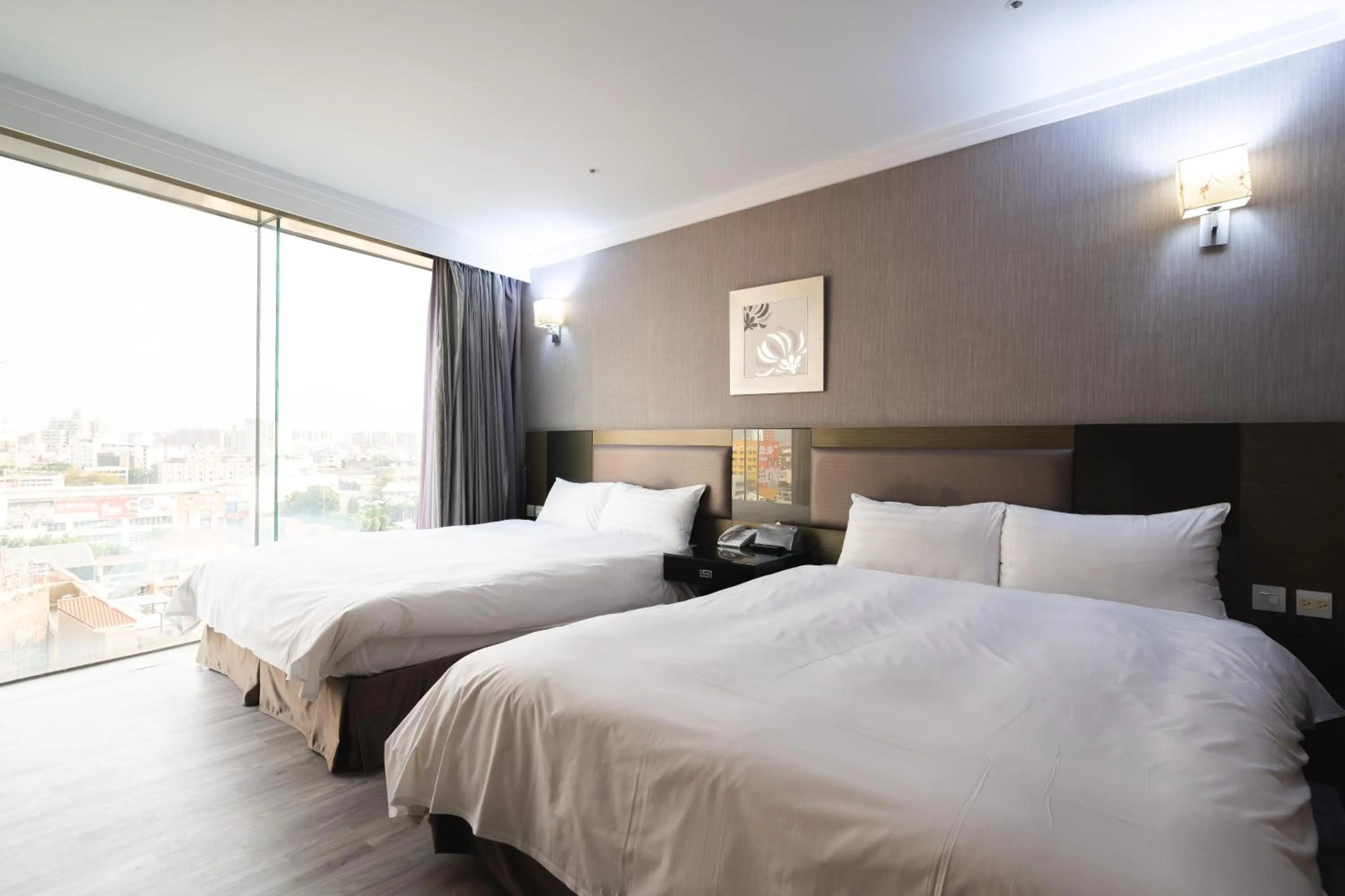 Bed in Shianghu Boutique Hotel