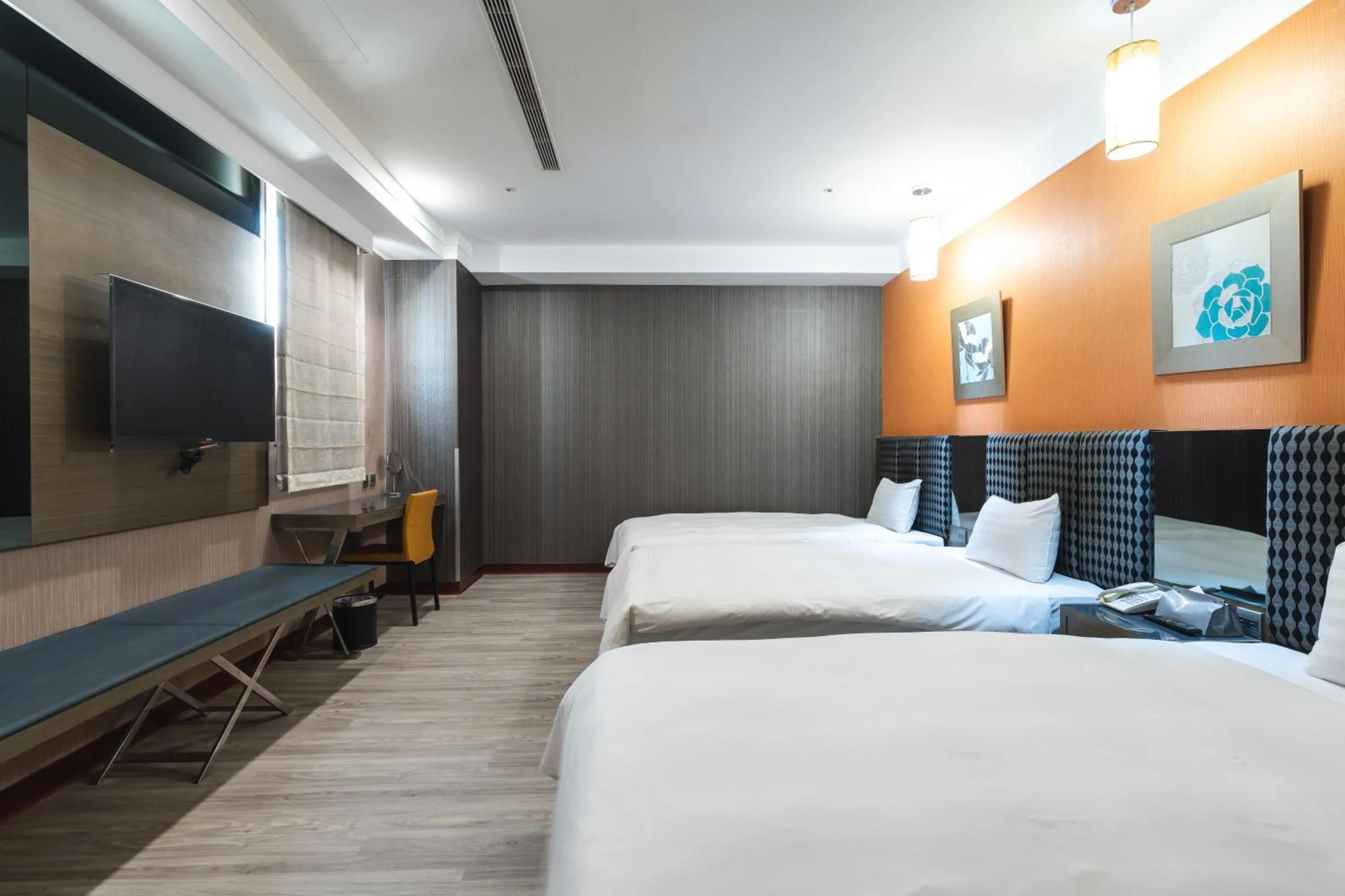 Bed in Shianghu Boutique Hotel