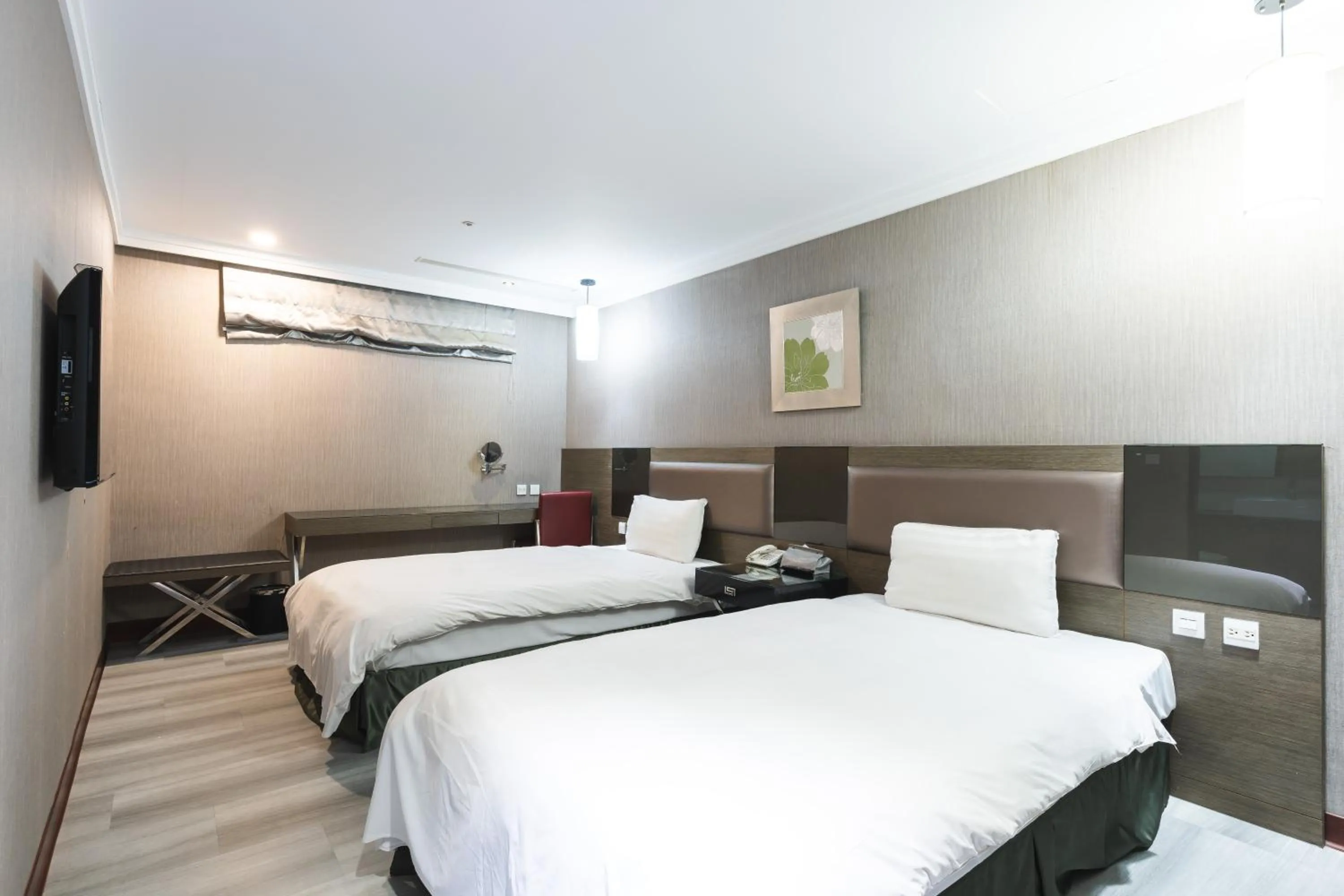 Bed in Shianghu Boutique Hotel