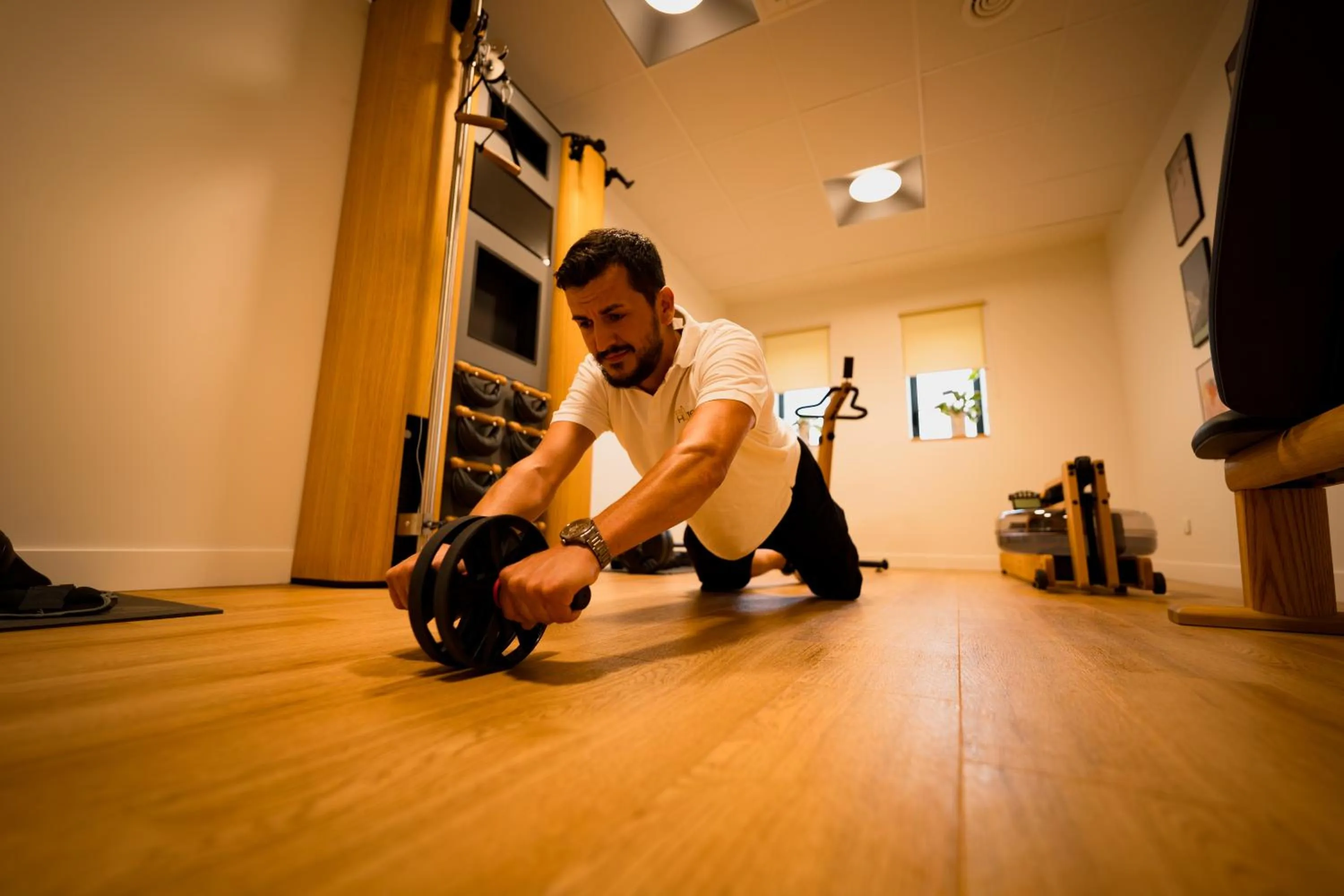 Fitness centre/facilities in Bô Hôtels Ambronay