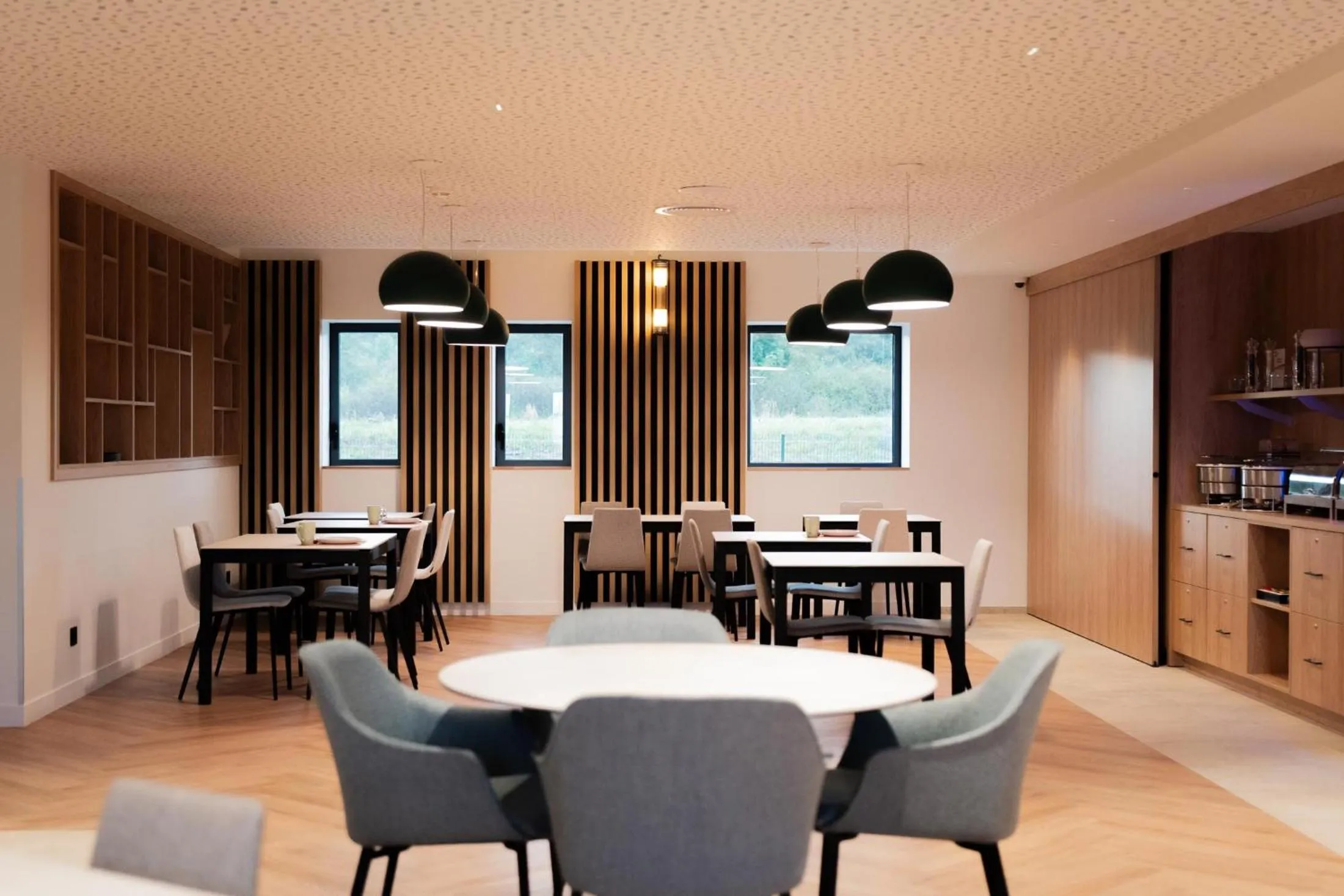 Breakfast in Bô Hôtels Ambronay