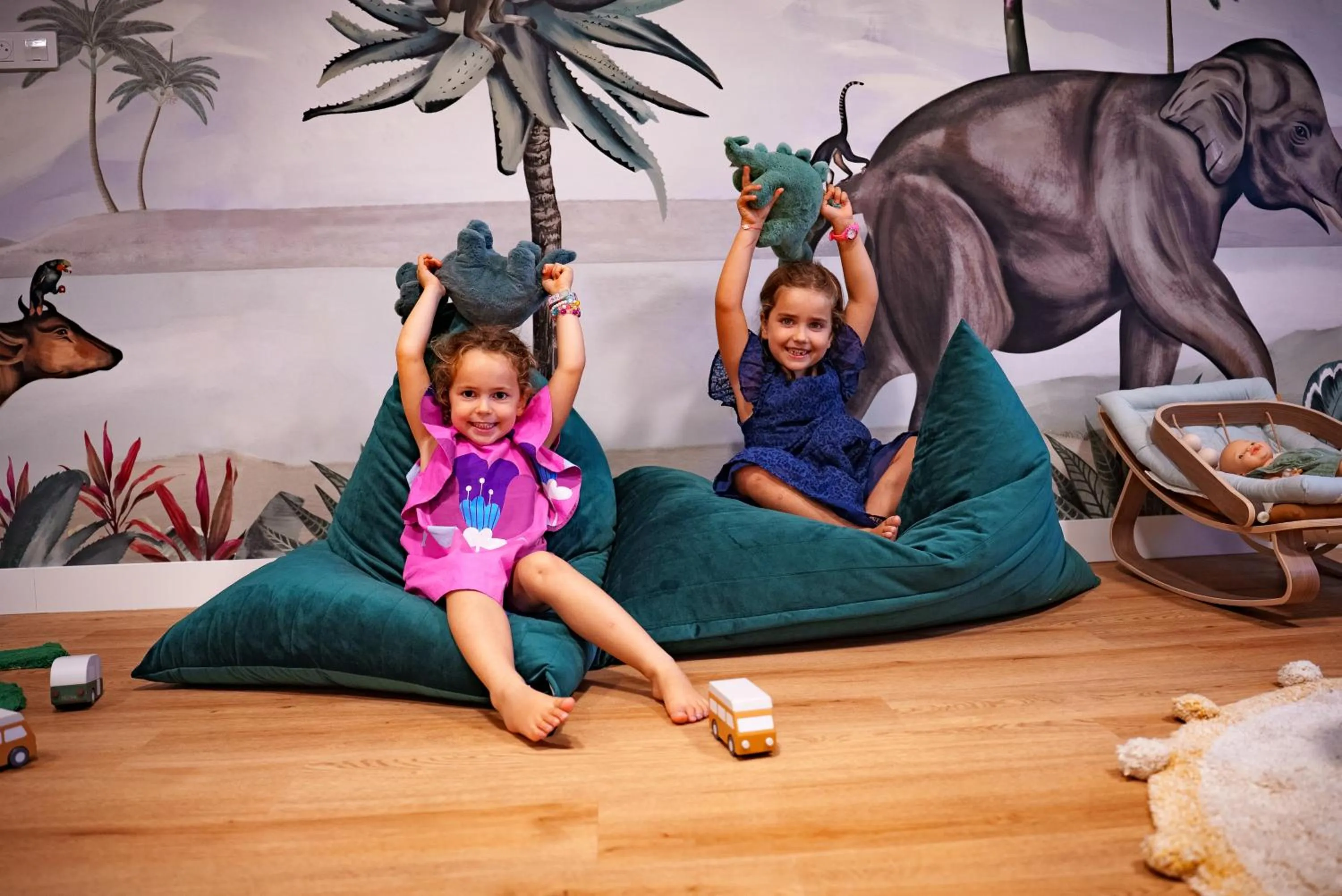 children in Bô Hôtels Ambronay