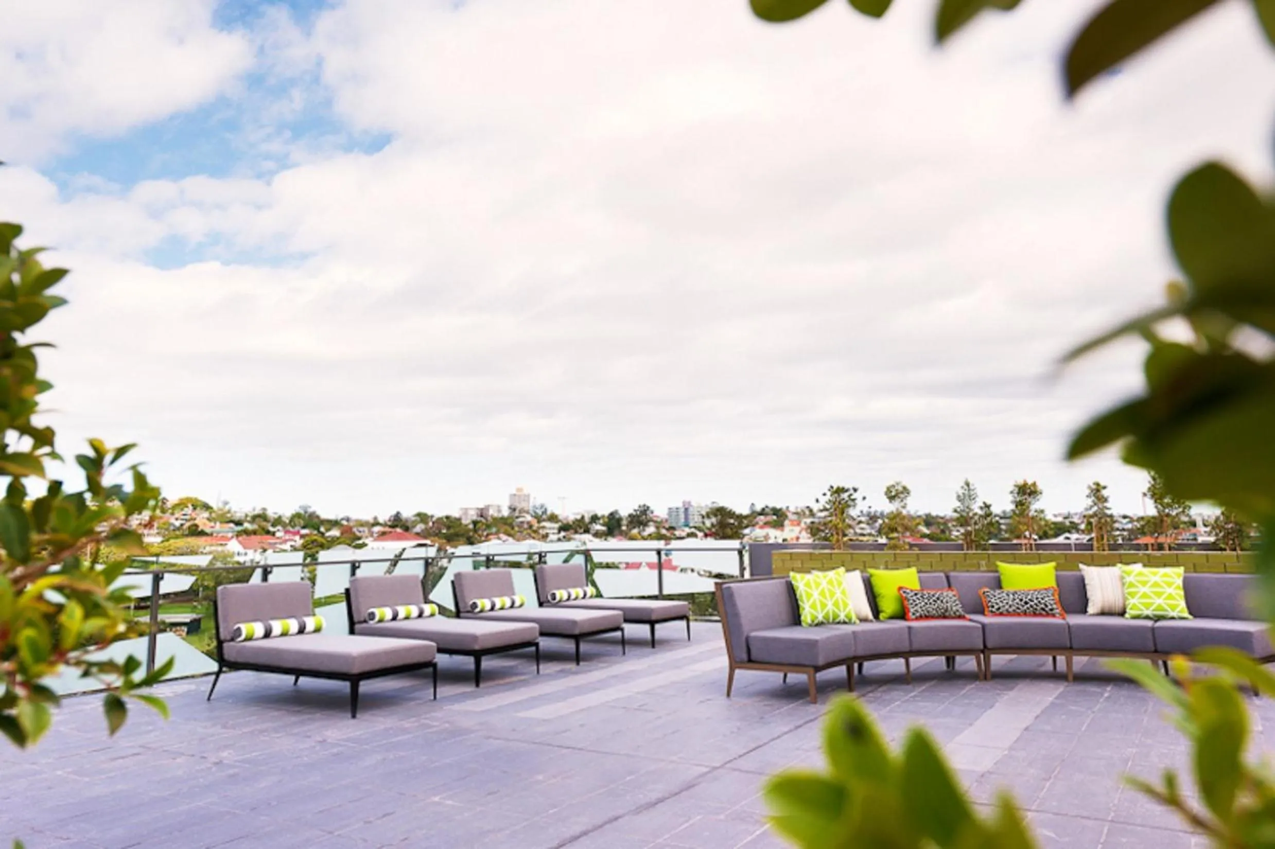 Area and facilities in Vine Apartments South Brisbane