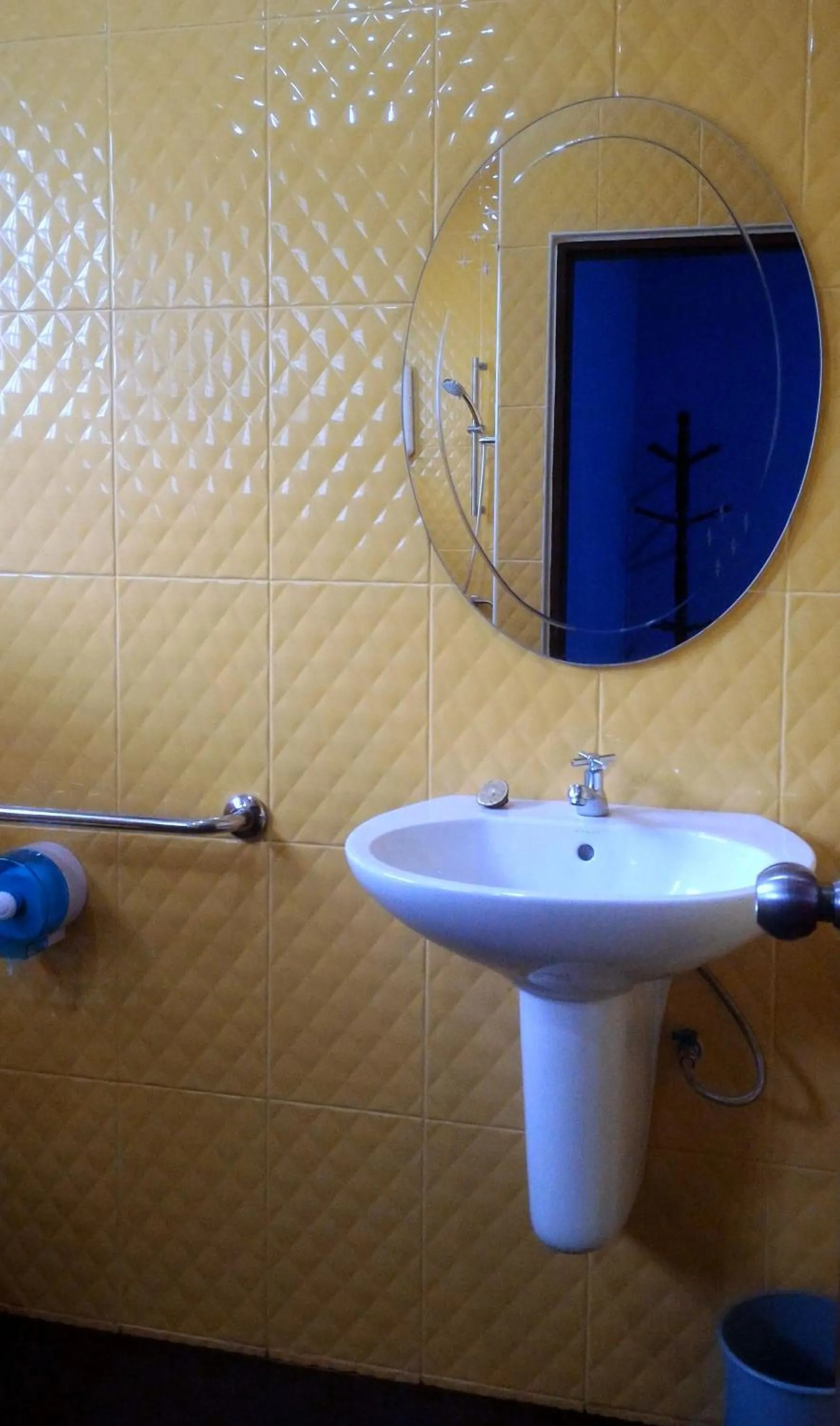 Bathroom in Baan Benjathip