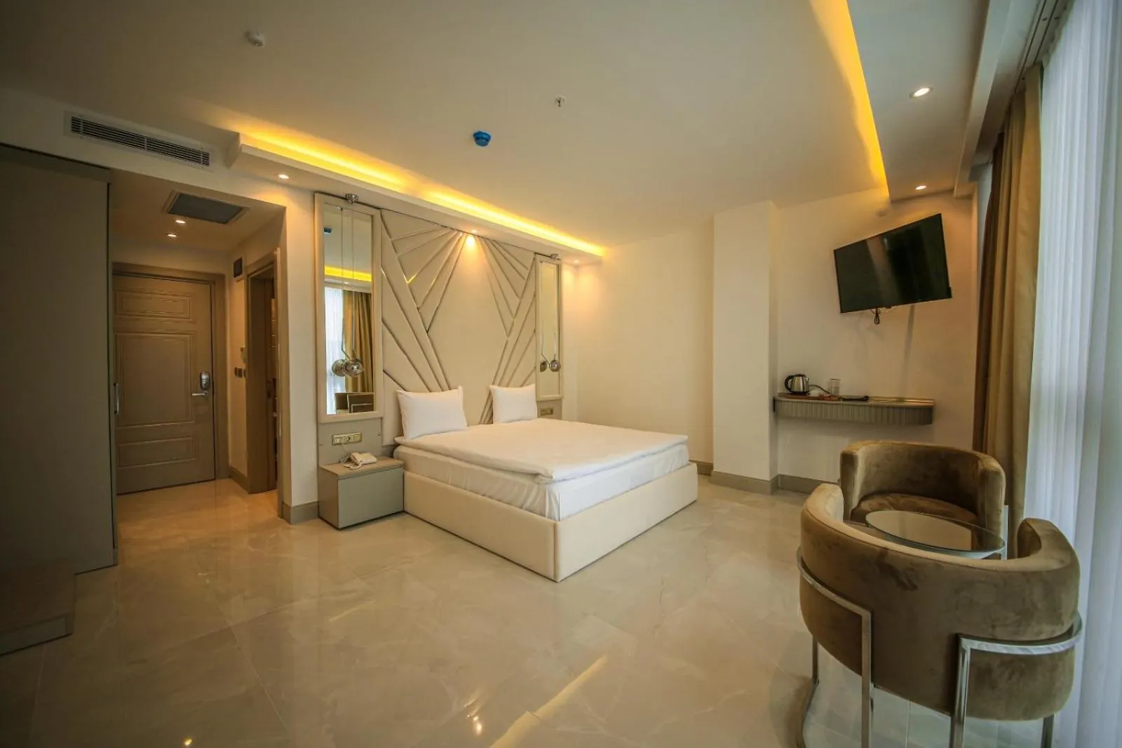 TV and multimedia, Bed in GÖRGÜLÜ HOTEL