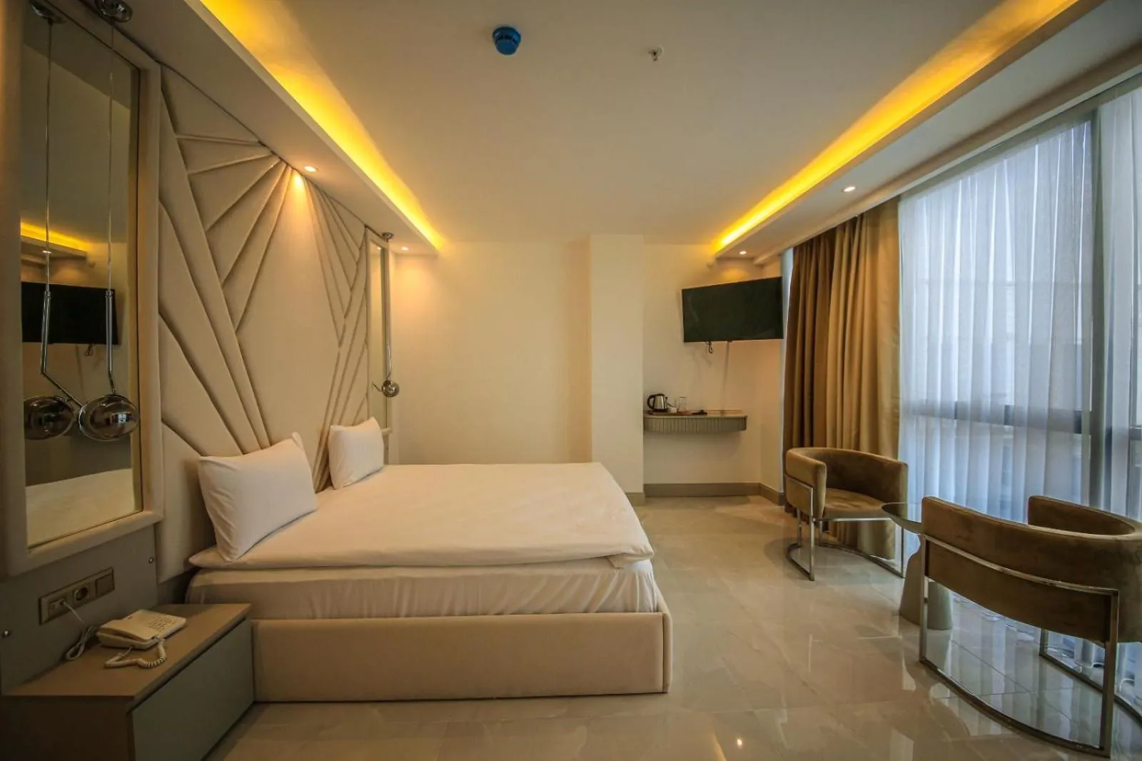 Bed in GÖRGÜLÜ HOTEL