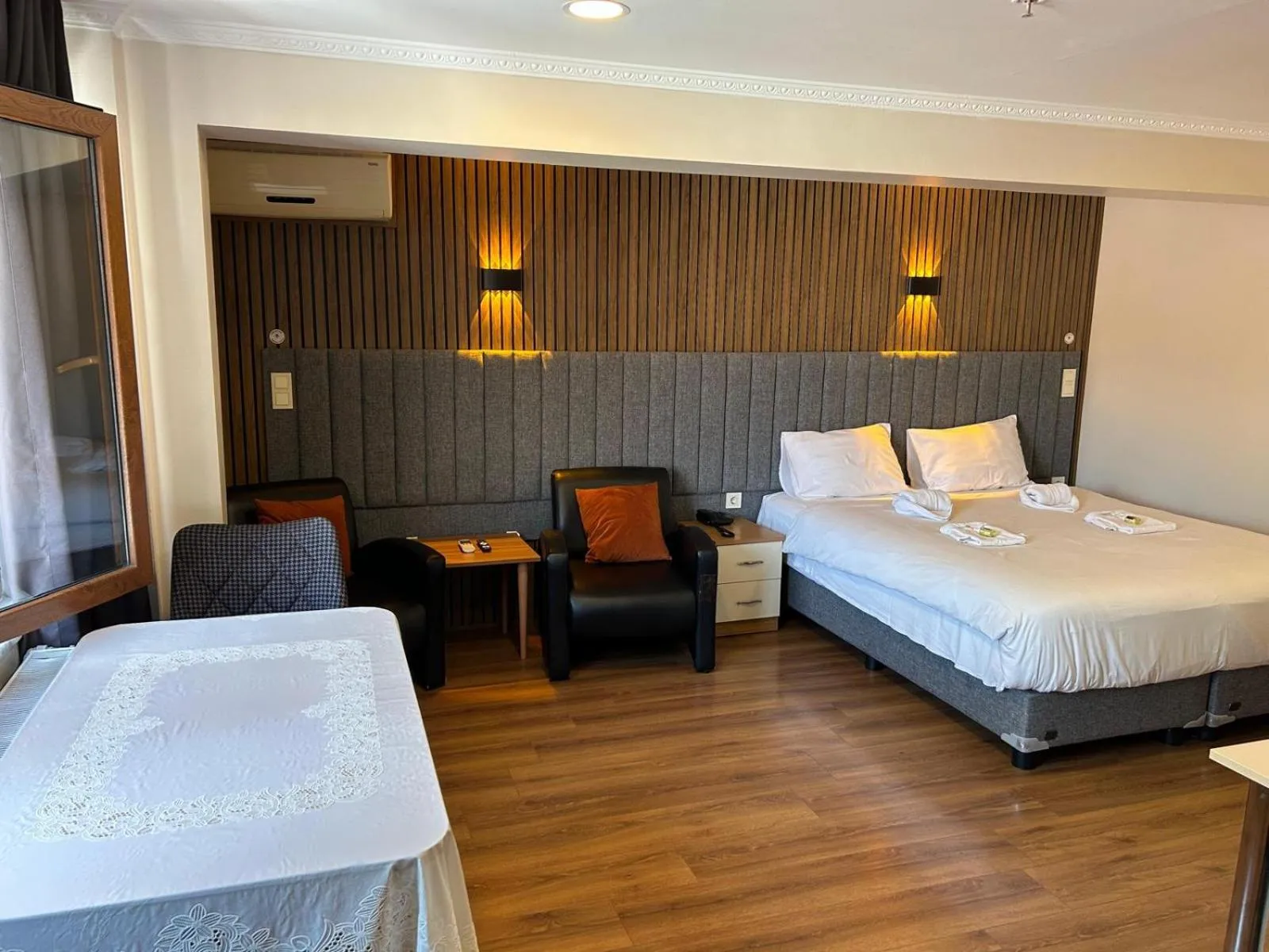 Bedroom, Bed in Naila Hotel