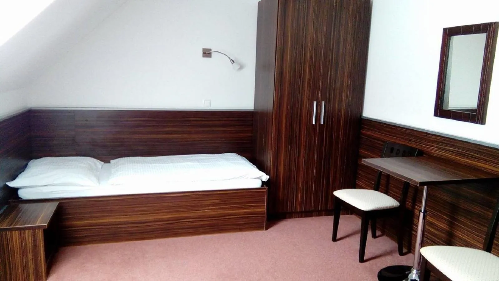 Photo of the whole room, Bed in Hotel Barbakan