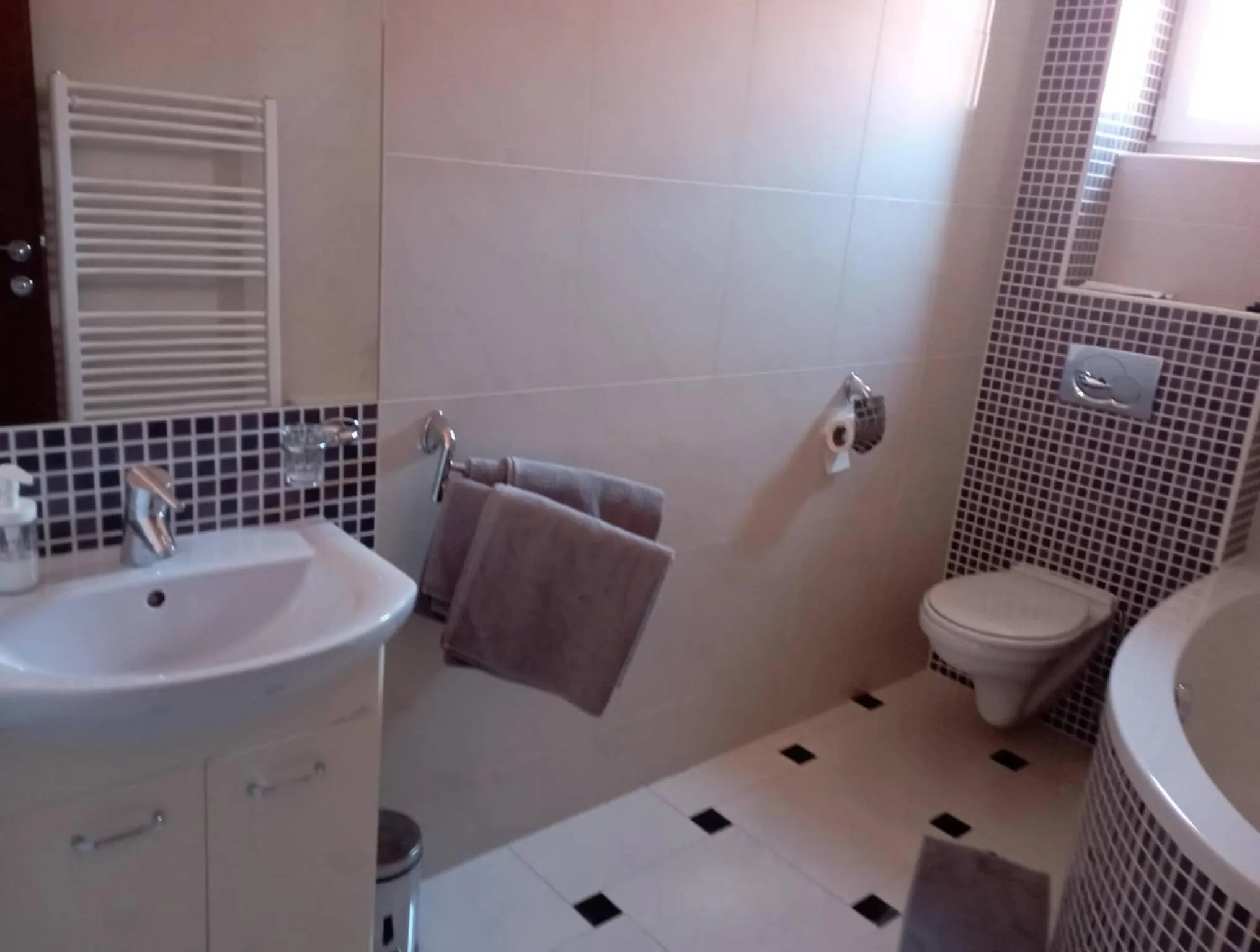 Bathroom in Hotel Barbakan