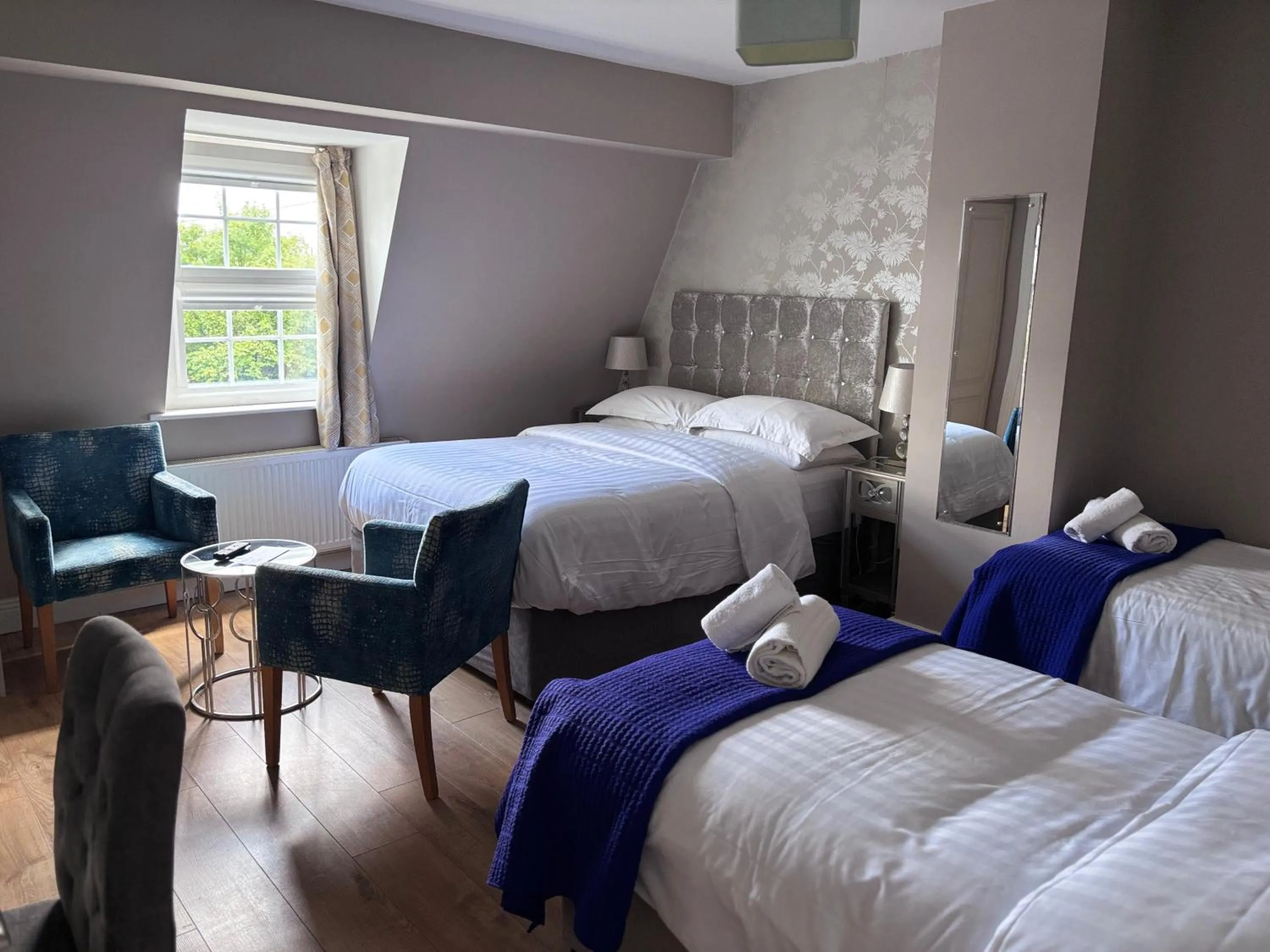 Photo of the whole room, Bed in Beechwood House Accommodation