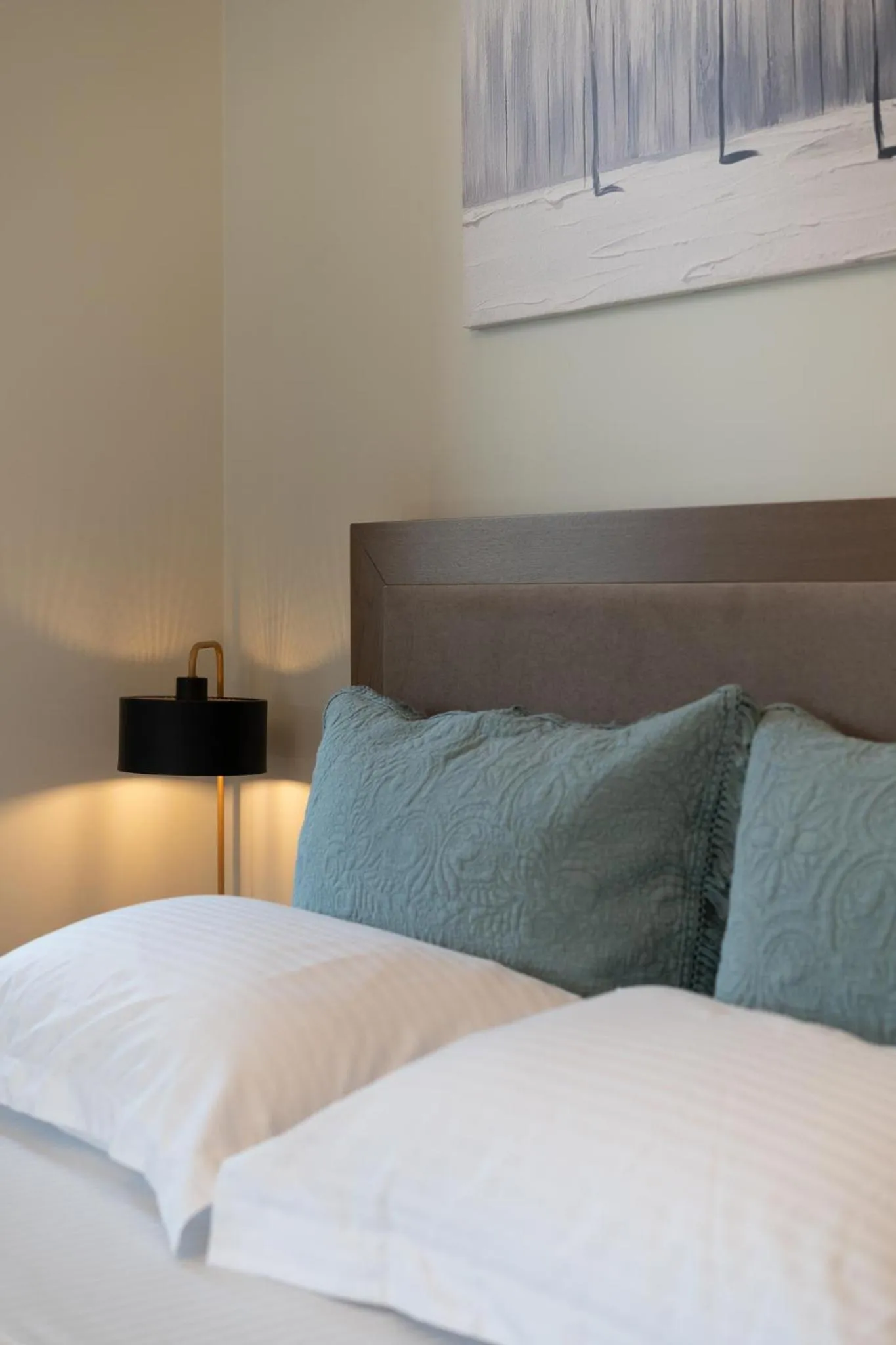 Bed in Akti Vigla Apartments