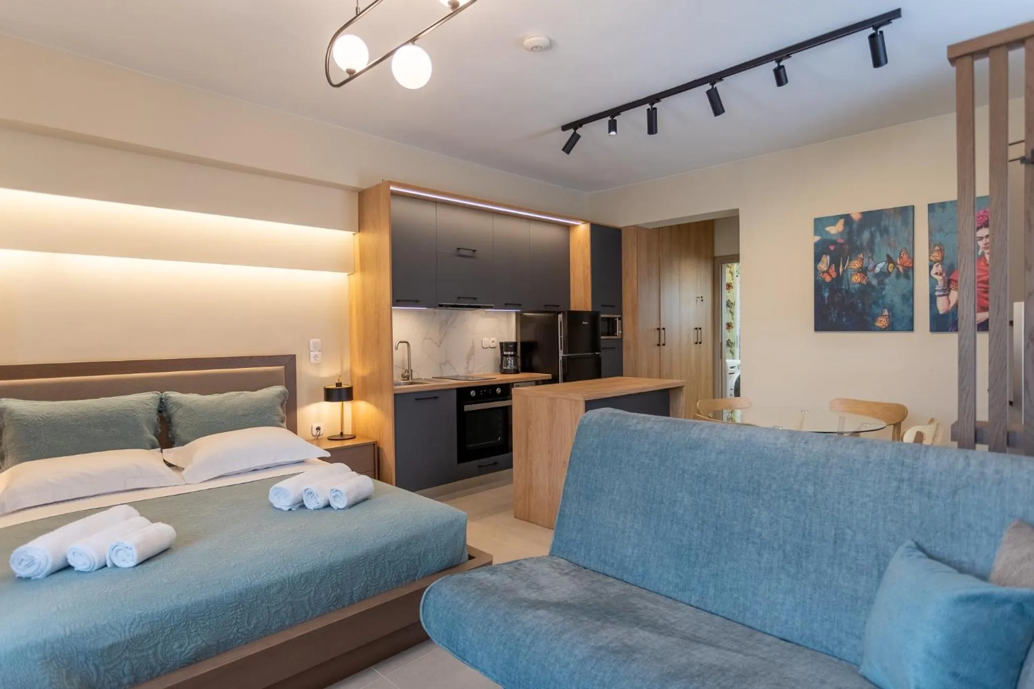 Bed in Akti Vigla Apartments