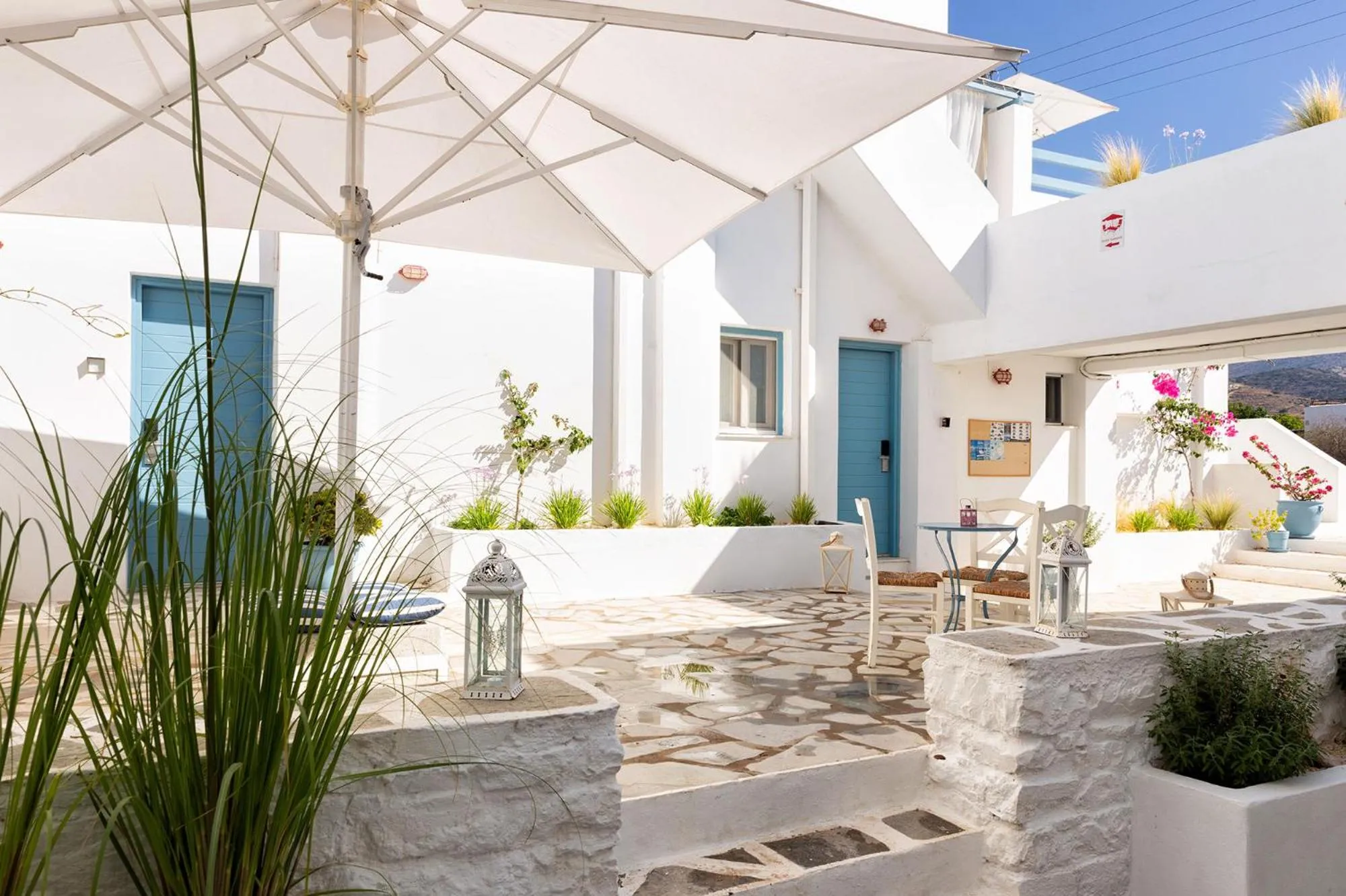 Facade/entrance in Fivos Apartments