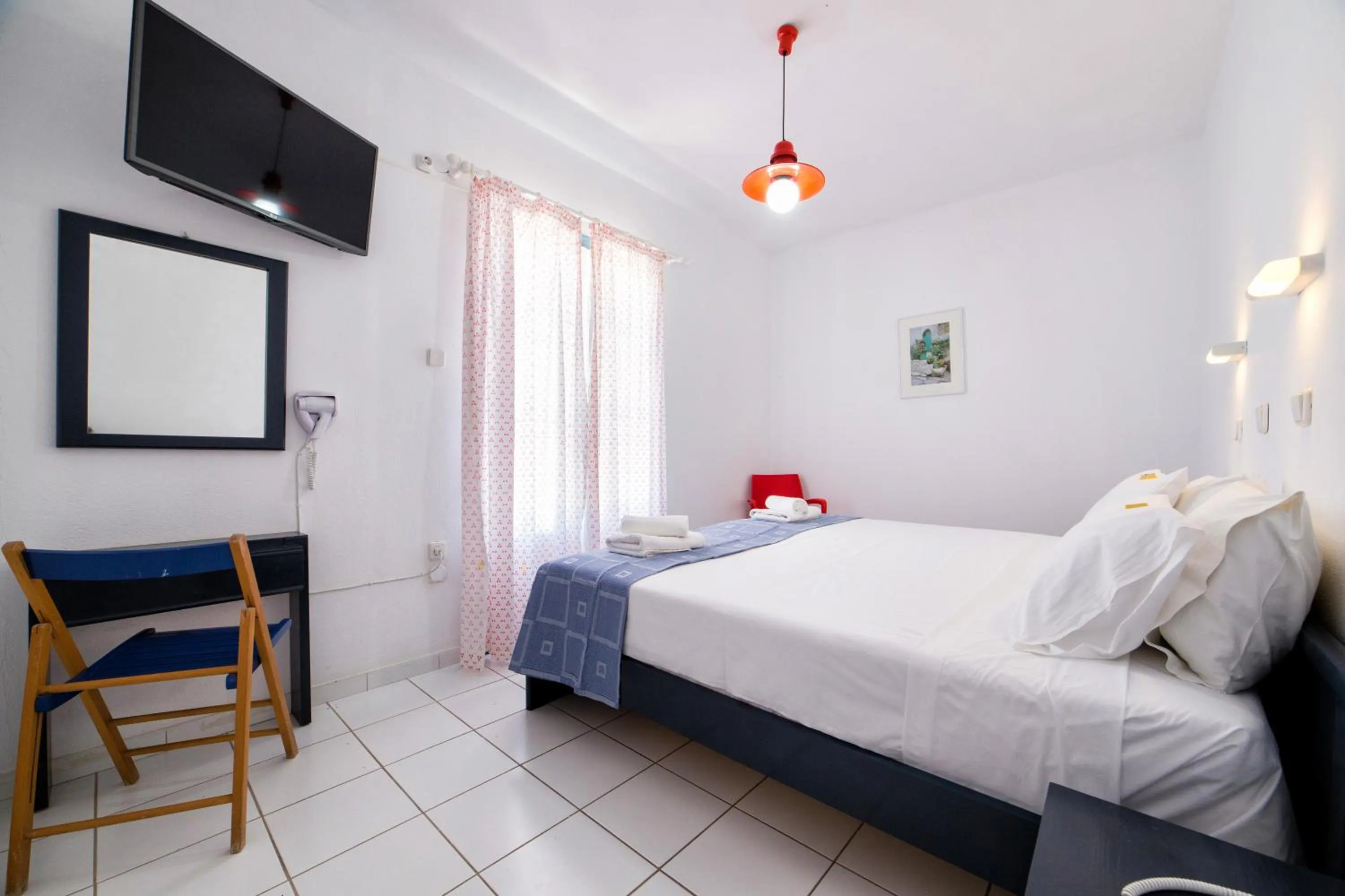 Bedroom, Bed in Fivos Apartments