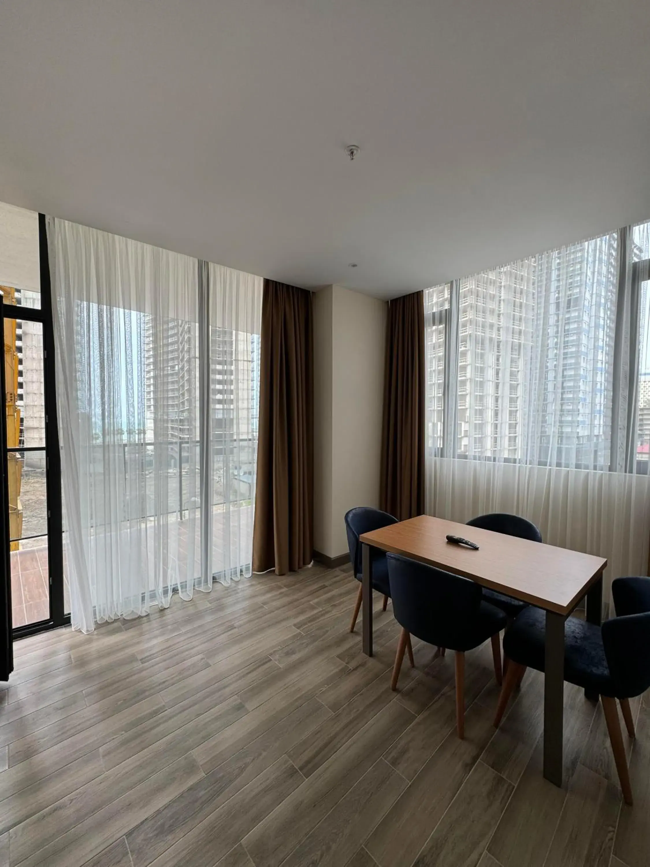 Executive Suite in New Wave Apart-Hotel Executive Suite in New Wave Apart-Hotel