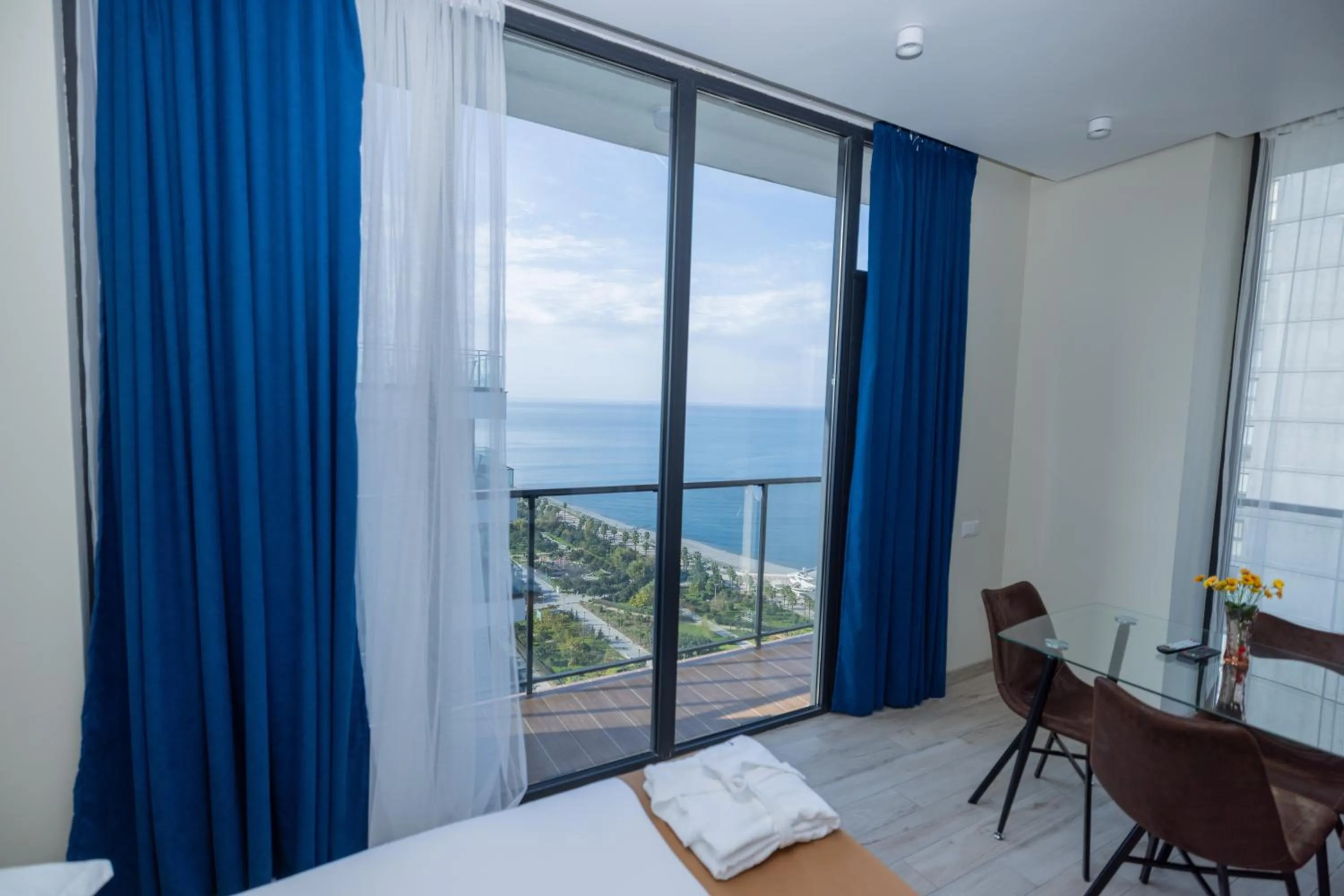 Property building, Bed in New Wave Apart-Hotel