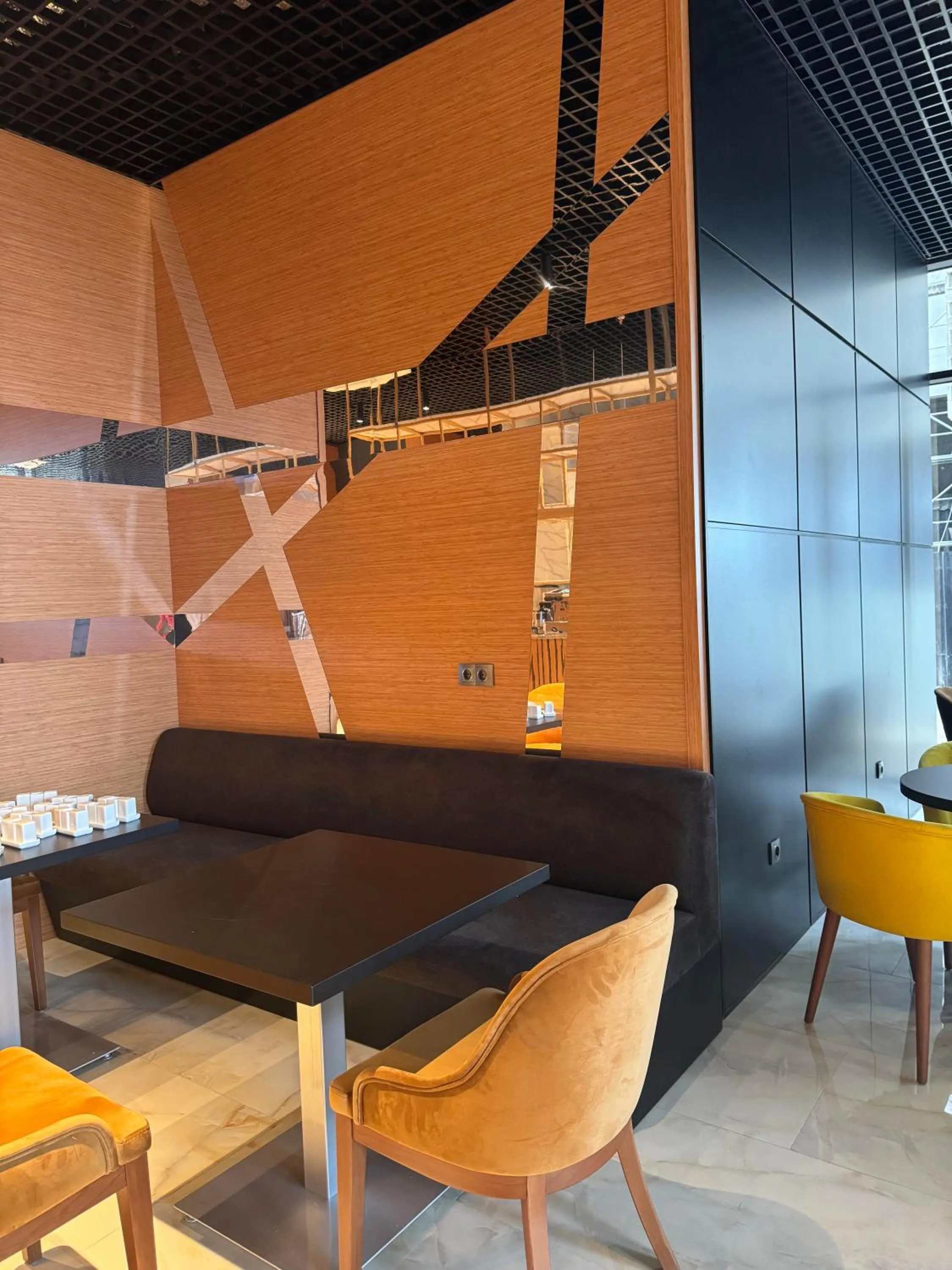 Breakfast in New Wave Apart-Hotel