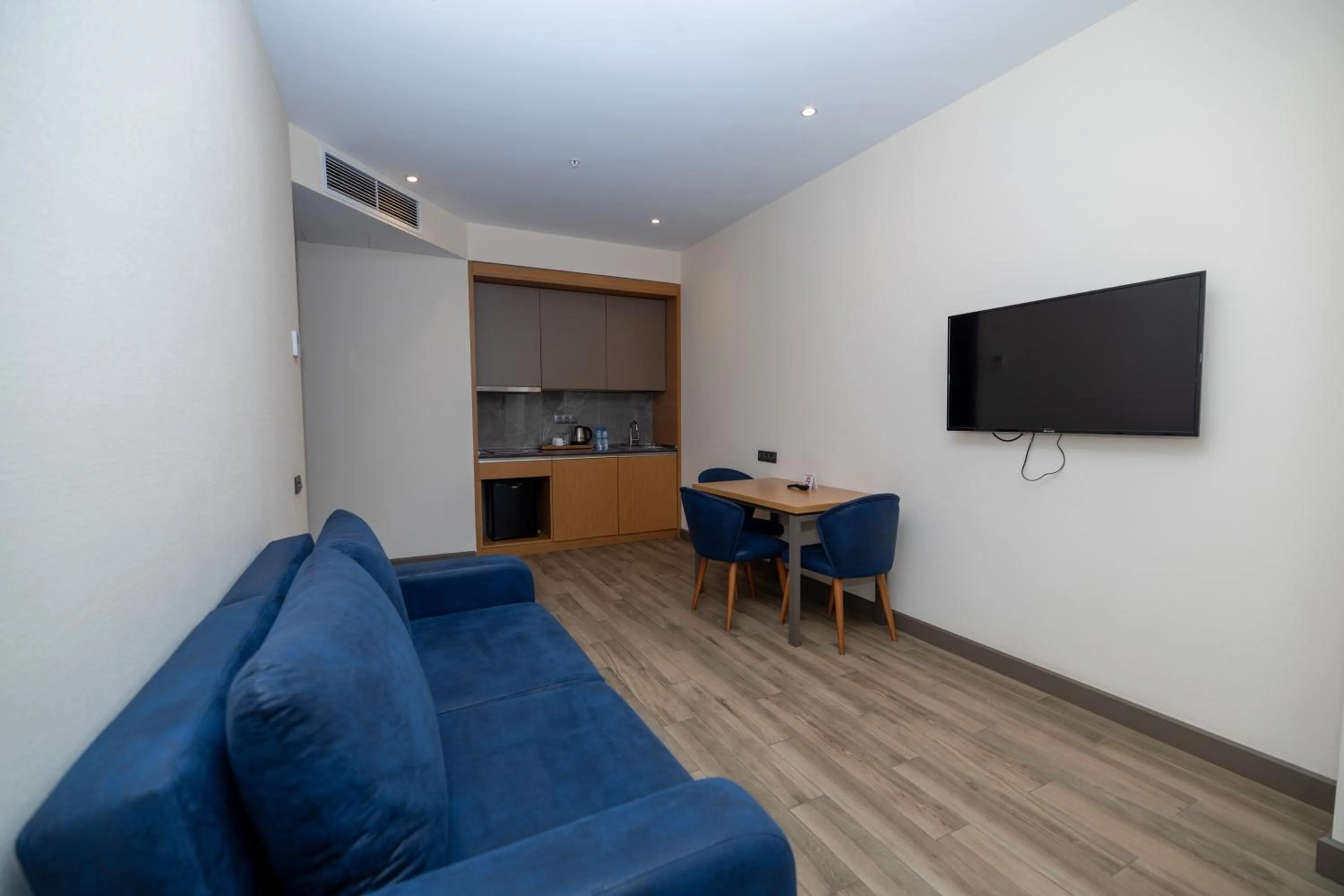 Property building in New Wave Apart-Hotel