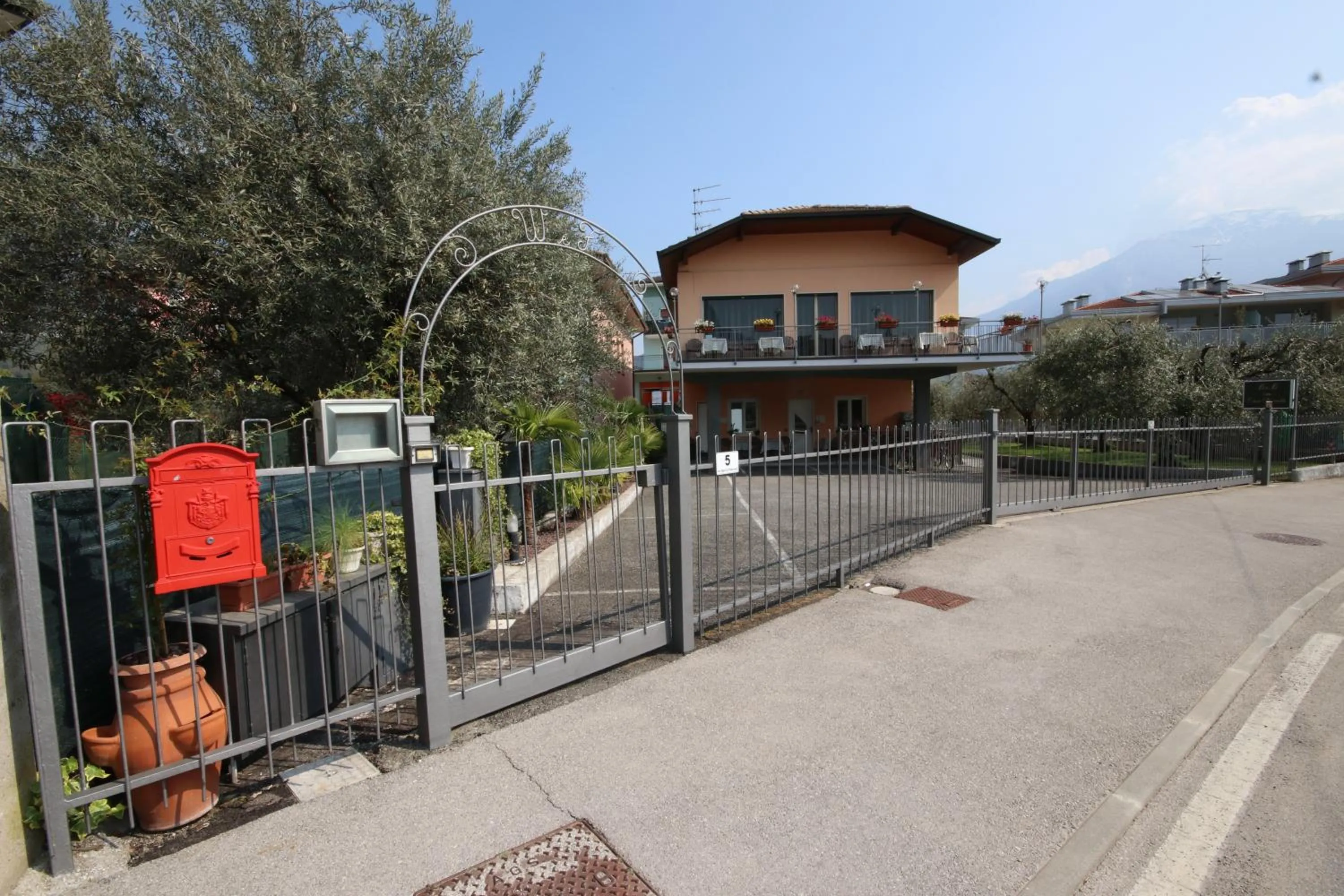 Property building in B&B Casa Wanda since 1999