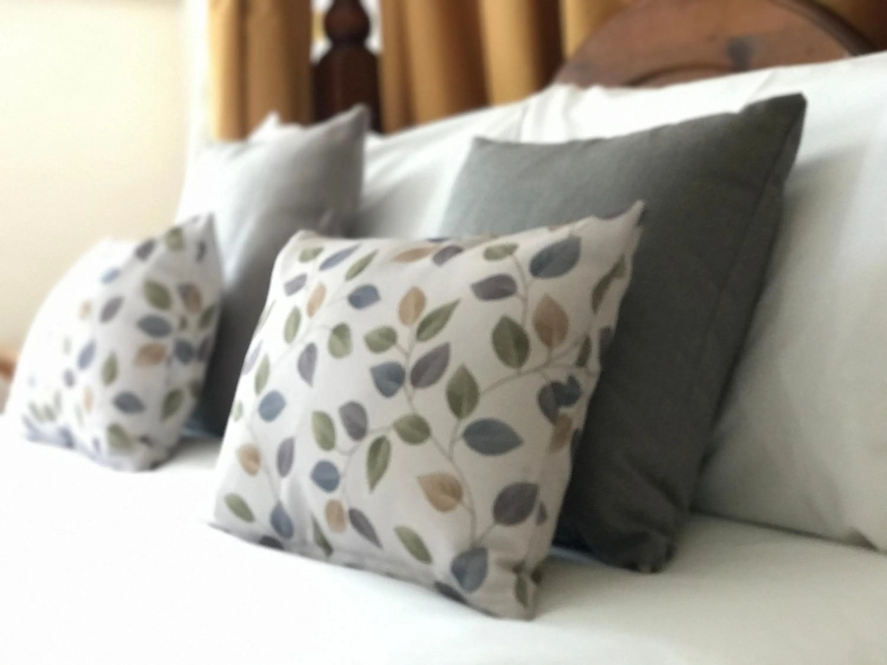 Bedroom, Bed in The Lordleaze Hotel And Restaurant