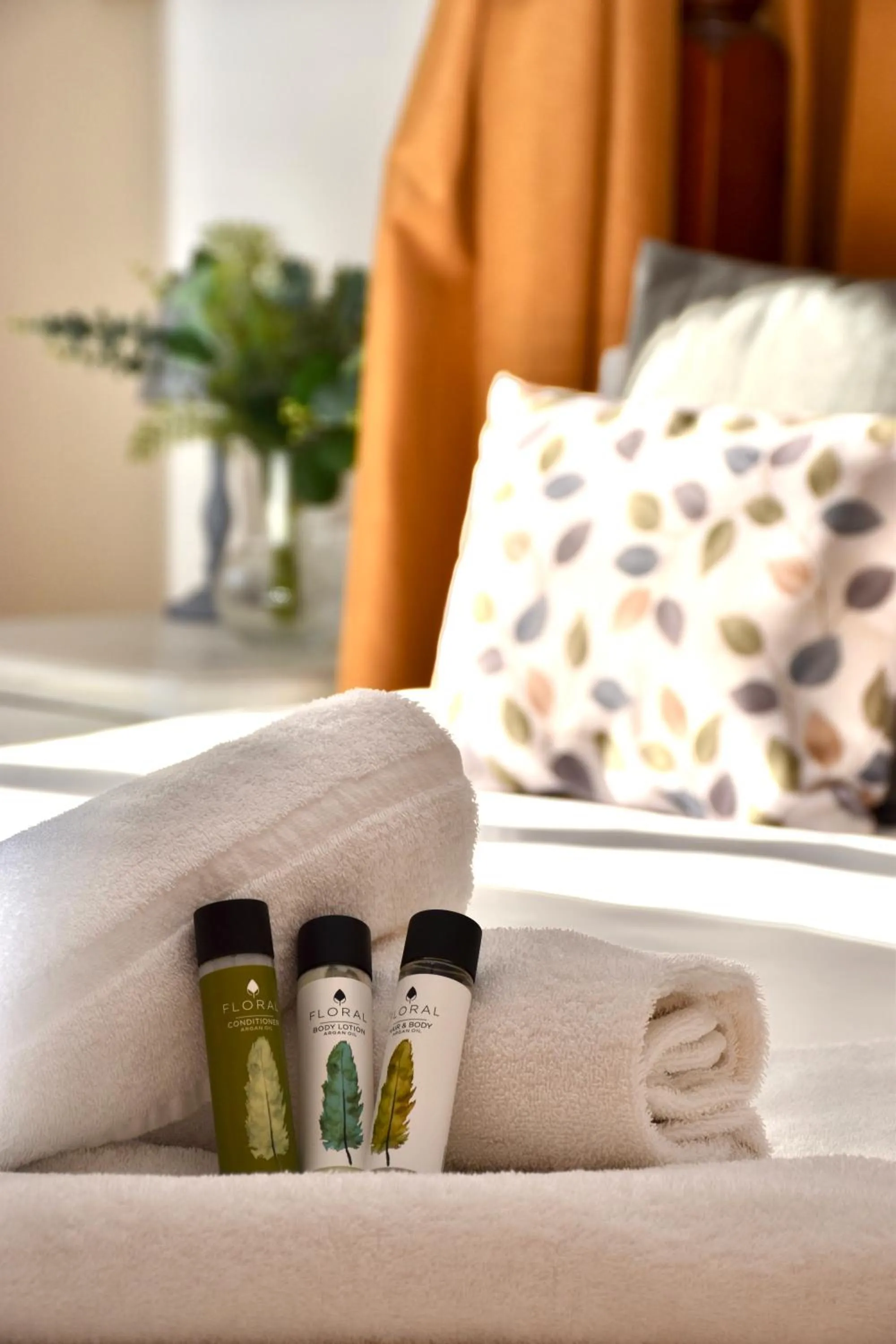 Bedroom, Bed in The Lordleaze Hotel And Restaurant