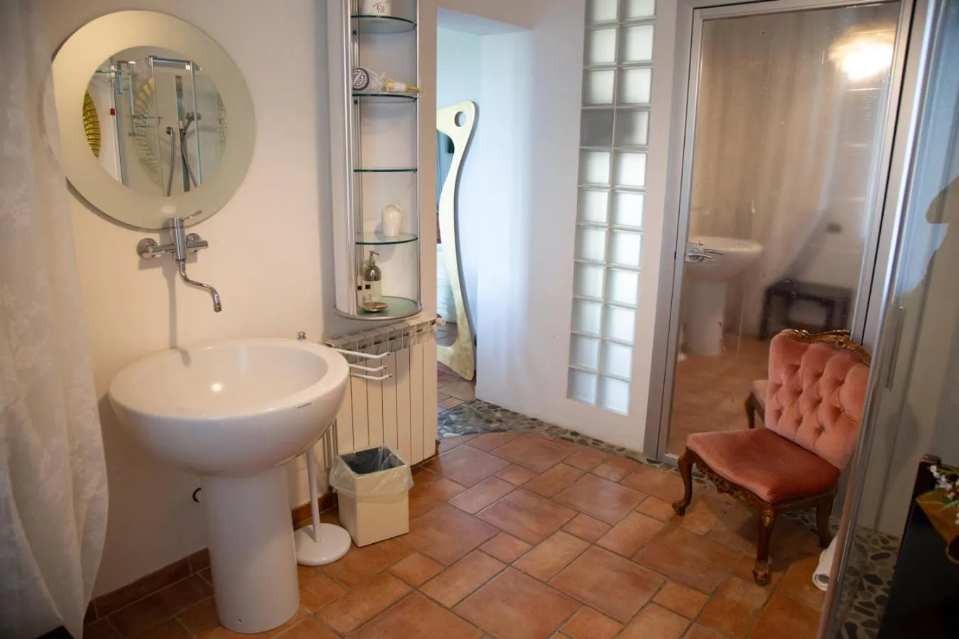 Shower in Bed and breakfast Ellera Viterbo