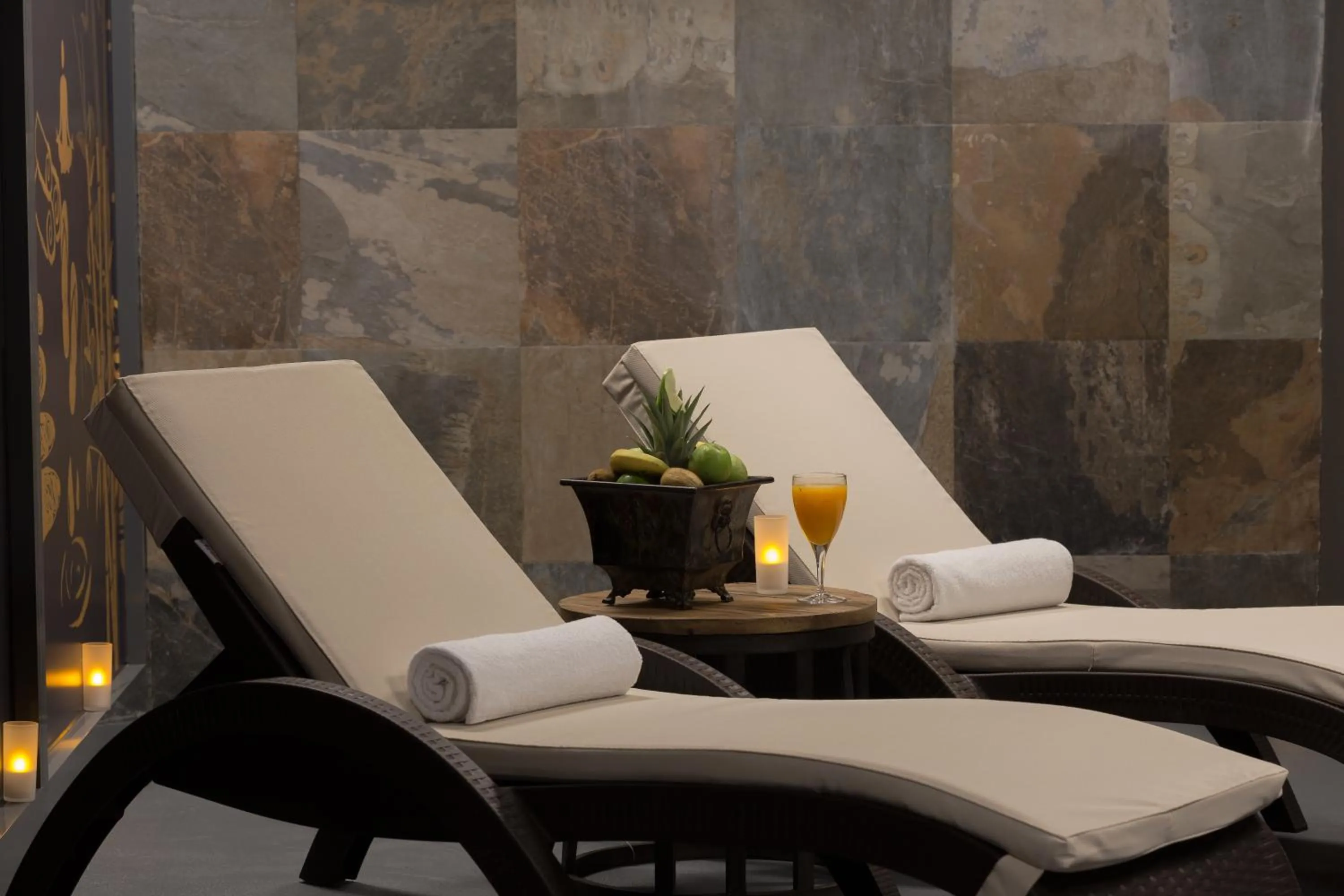 Spa and wellness centre/facilities in Check Inn Suite Hotel & SPA