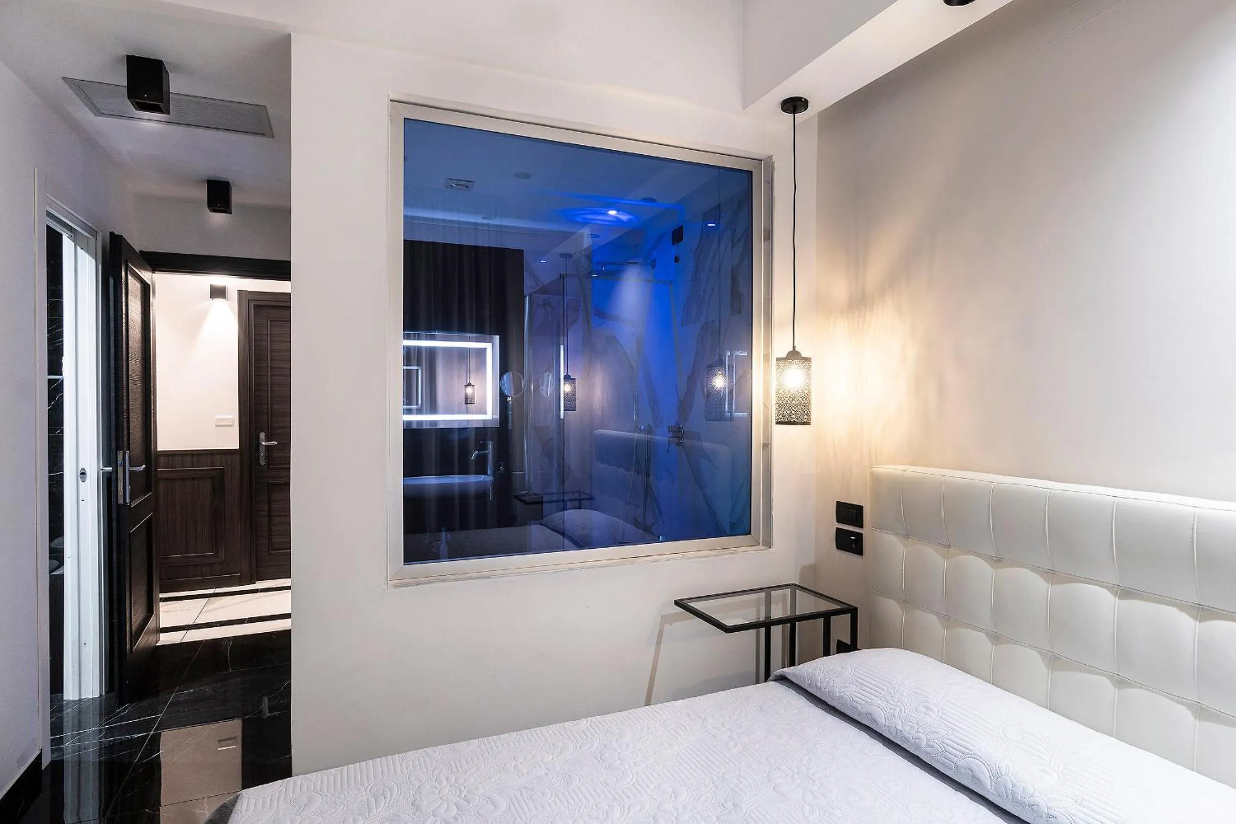 Photo of the whole room, Bed in Chez Anna B&B - Adults only