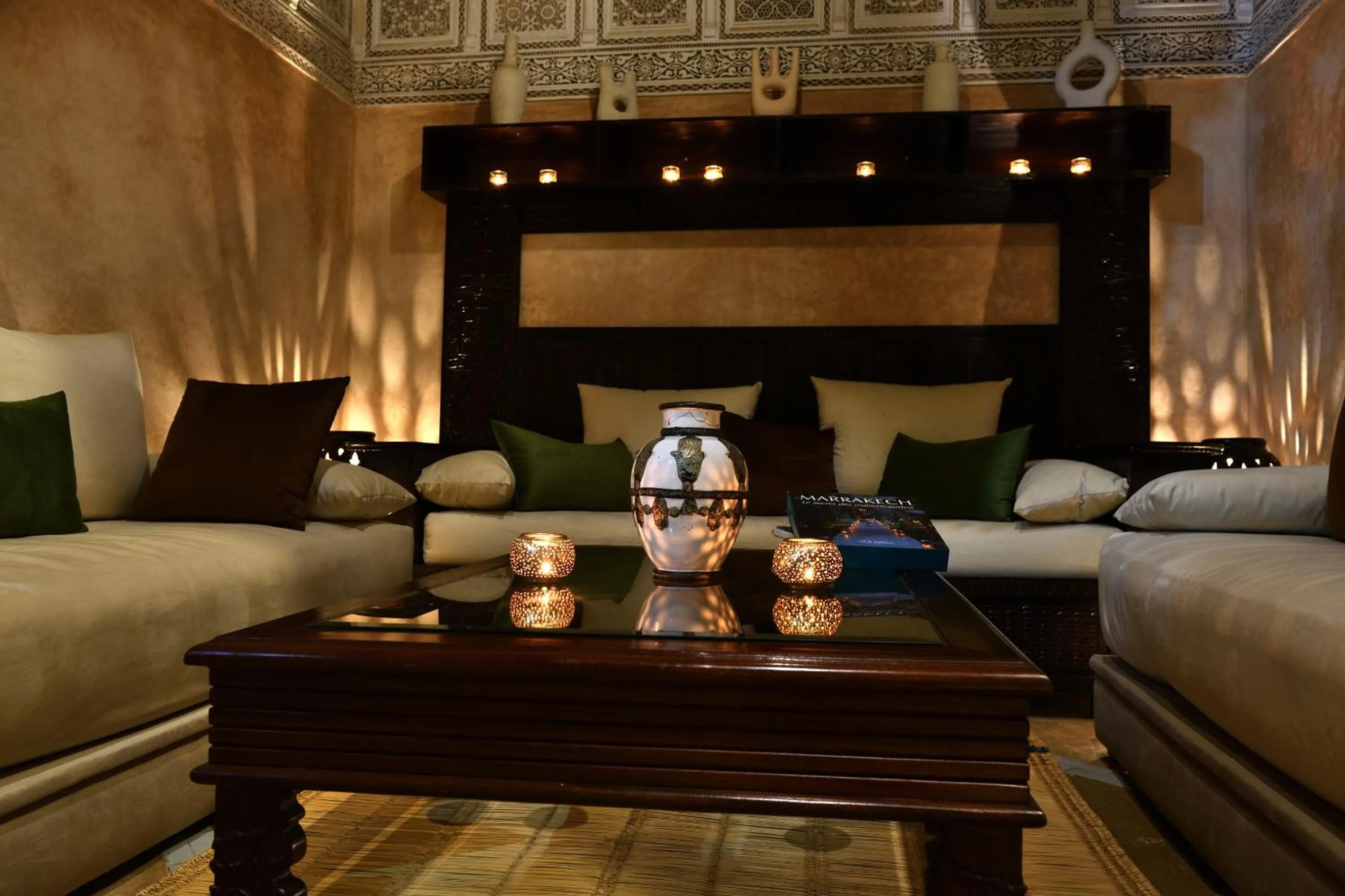 Seating area in Riad L'Aziza