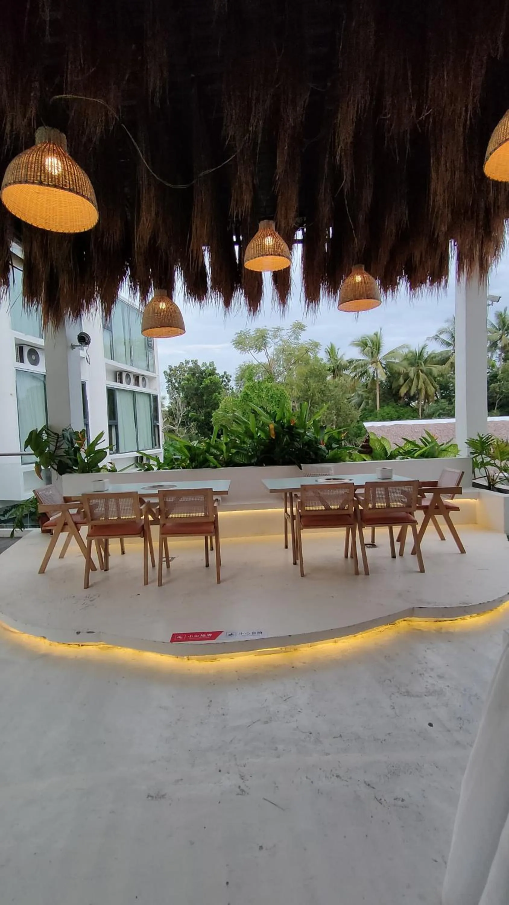 Restaurant/places to eat in Diving Addiction Resort