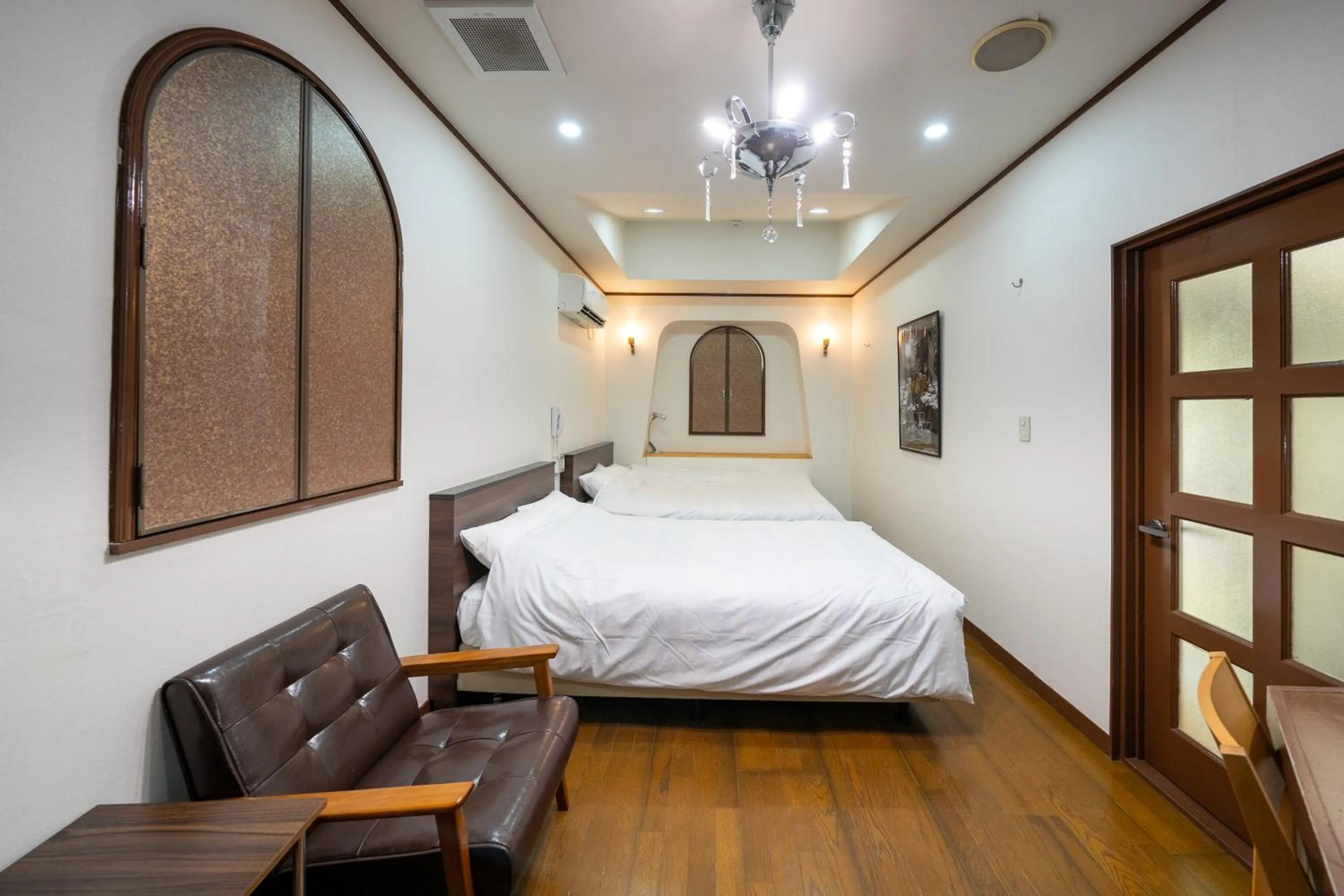 Bed in Grand Hotel Narita Airport